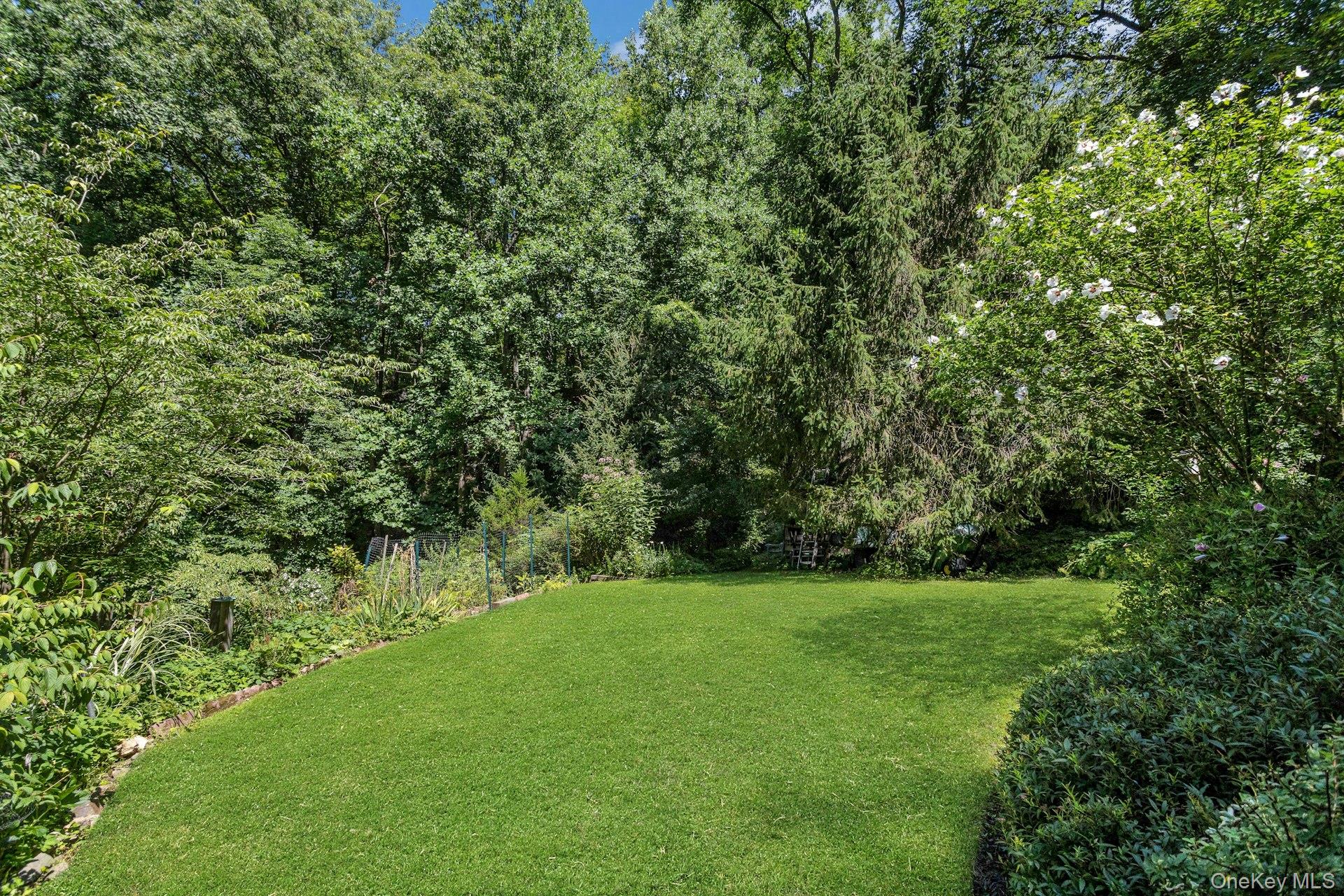 99 Lakeside Drive Property Photo 31