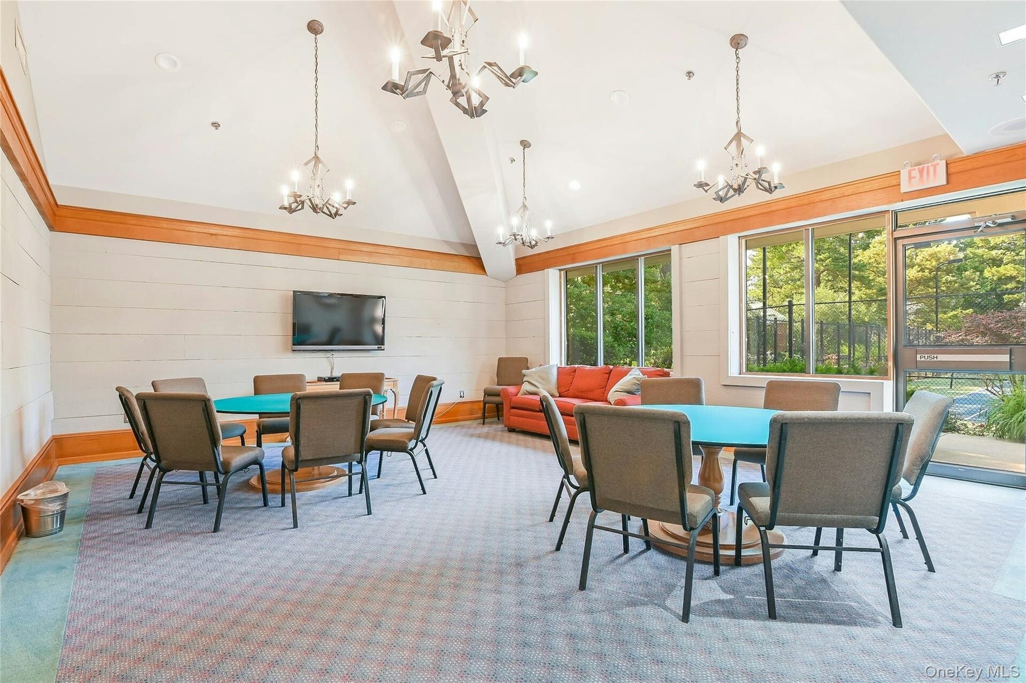 581 Leisure Drive Property Photo 33