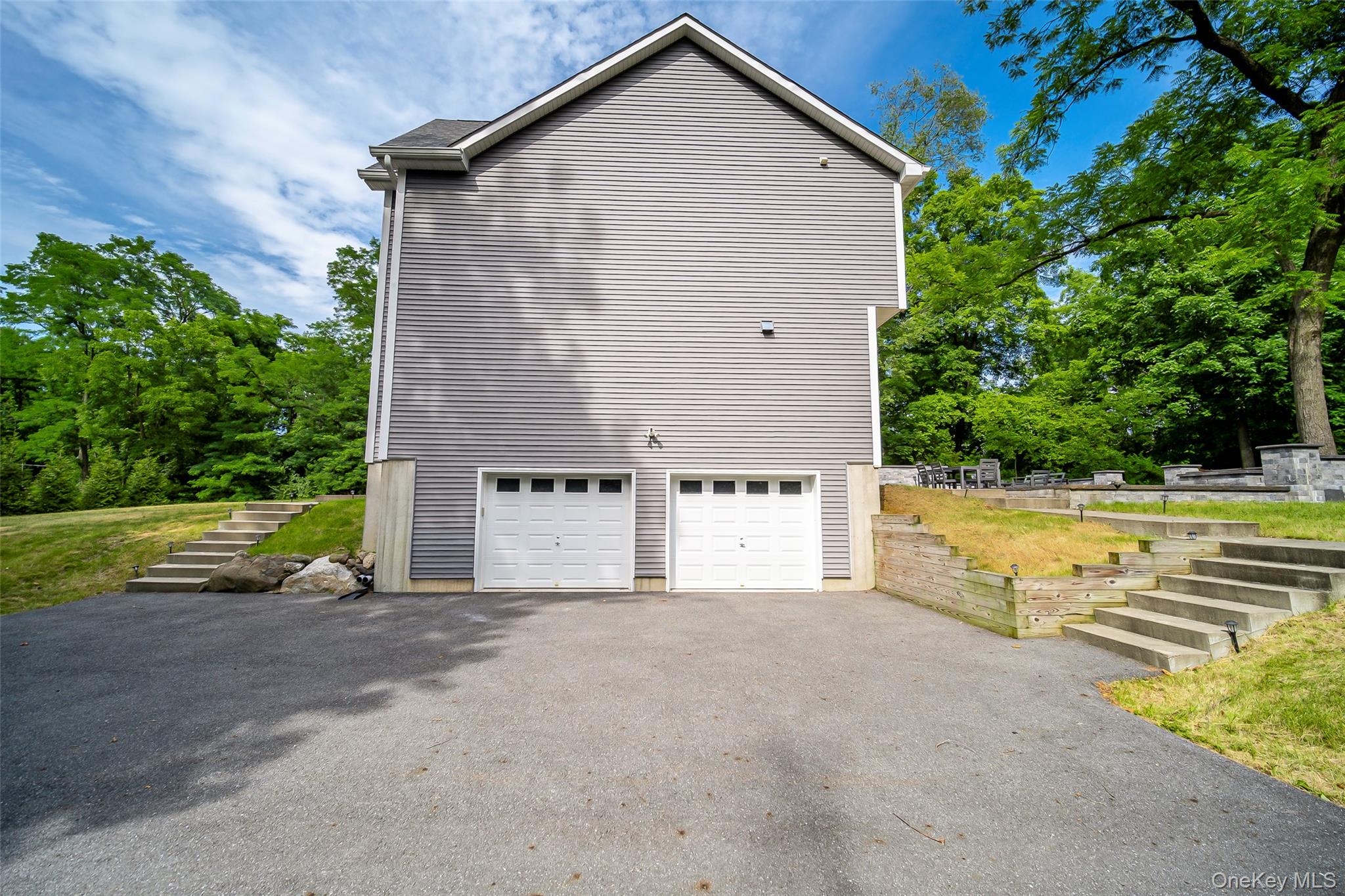 2 Atwood Lane Property Photo 27