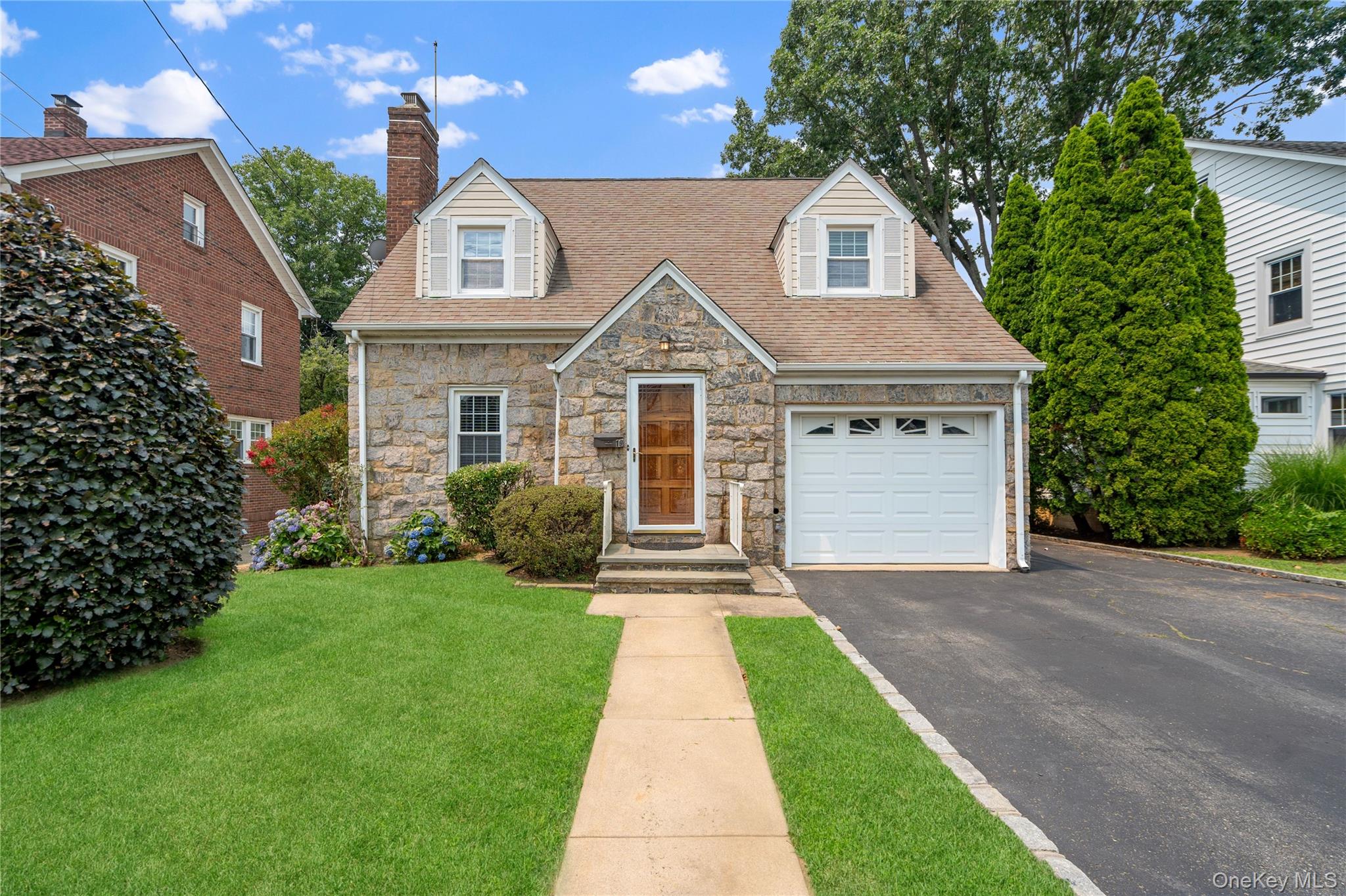 19 Chestnut Street Property Photo 1