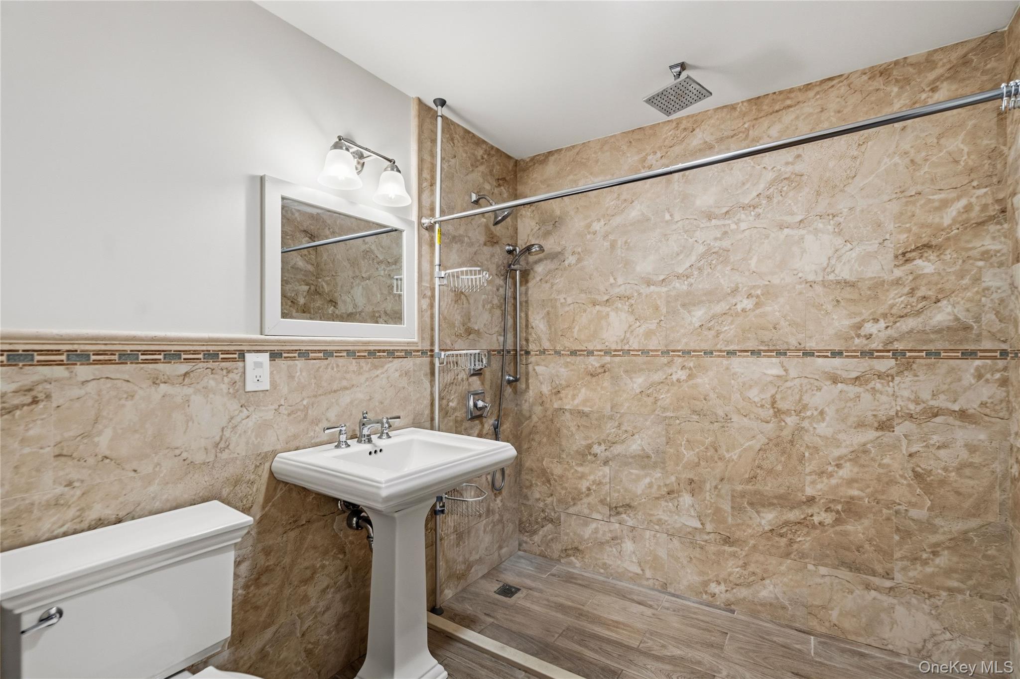19 Chestnut Street Property Photo 9