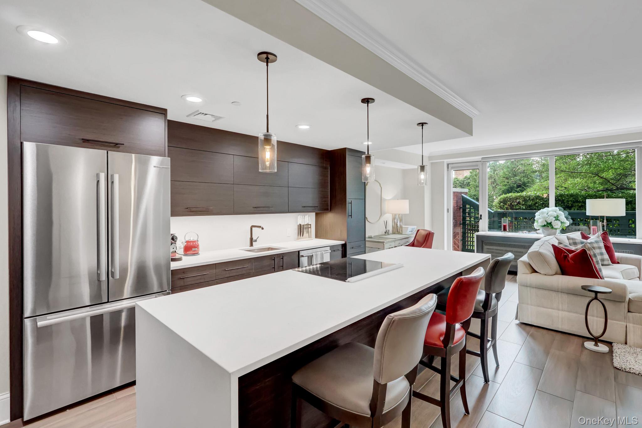 111 Cherry Valley Avenue M18 Property Photo 6