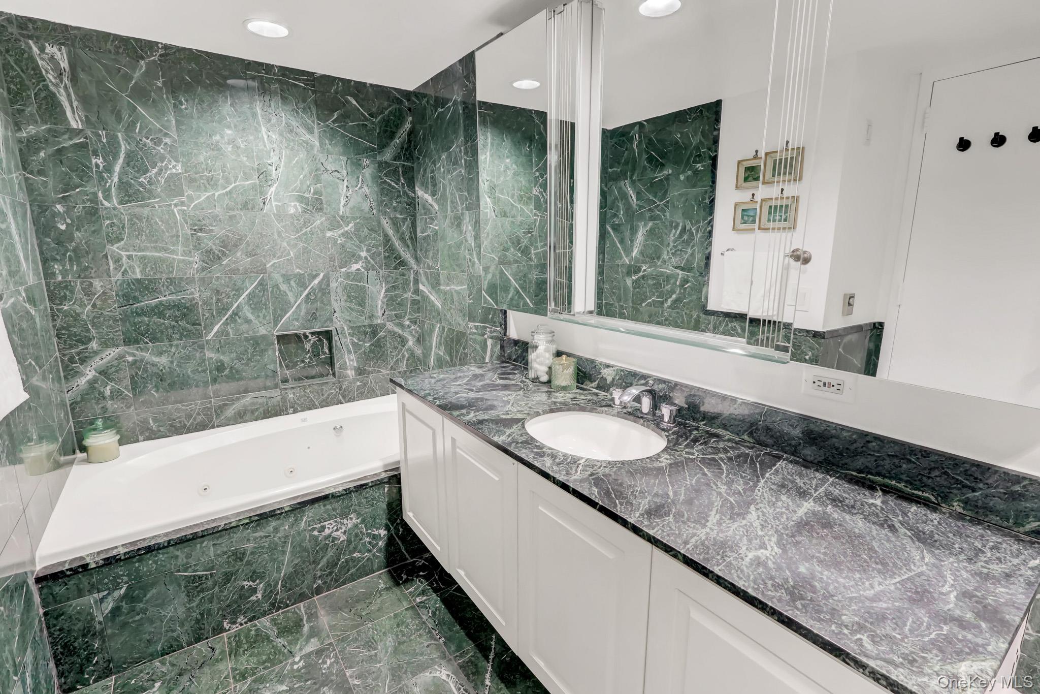 111 Cherry Valley Avenue M18 Property Photo 26