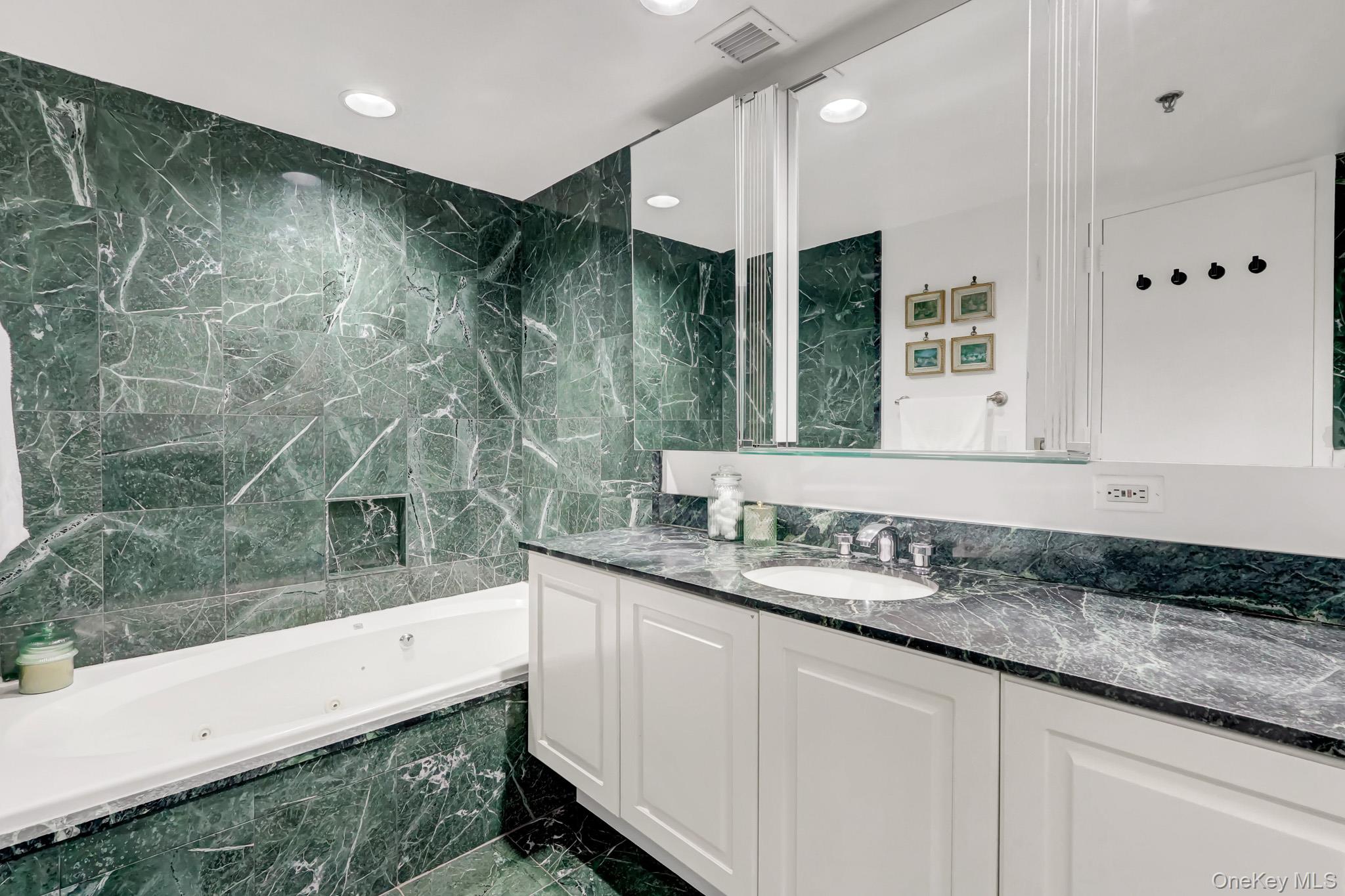 111 Cherry Valley Avenue M18 Property Photo 28