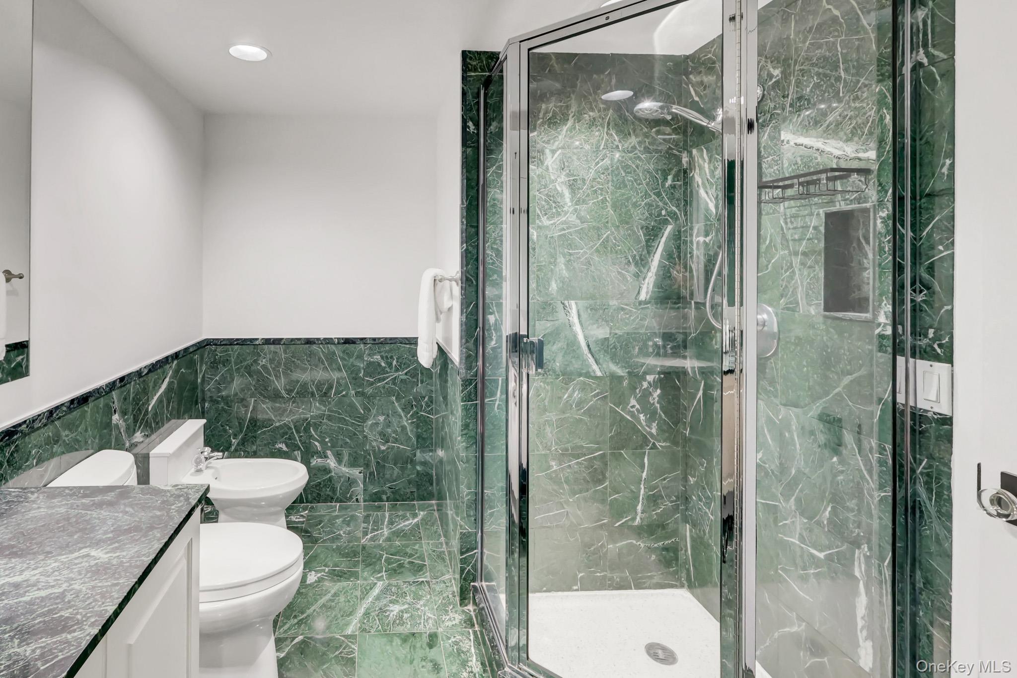 111 Cherry Valley Avenue M18 Property Photo 29