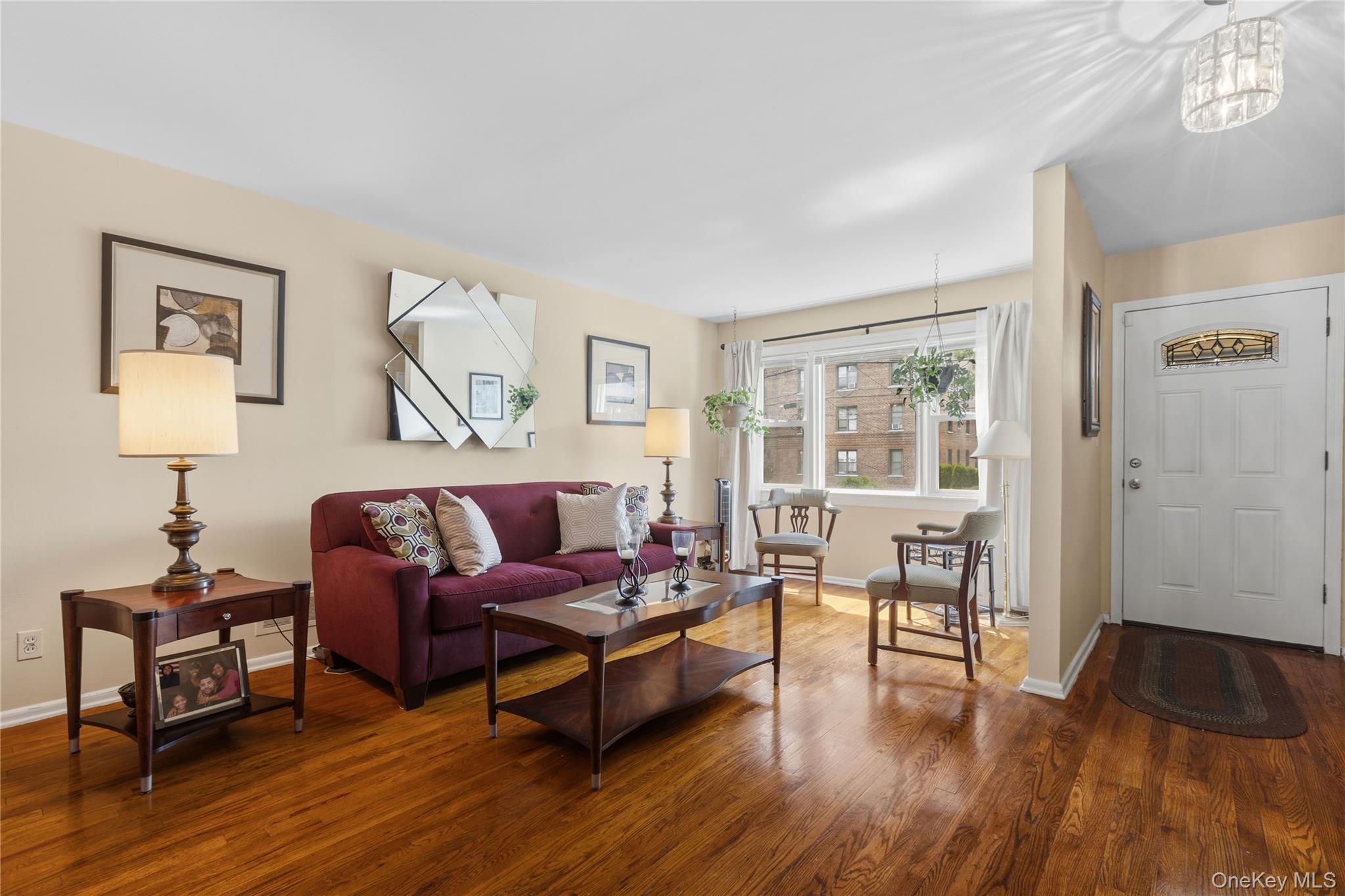 65 N Fulton Avenue Property Photo 4
