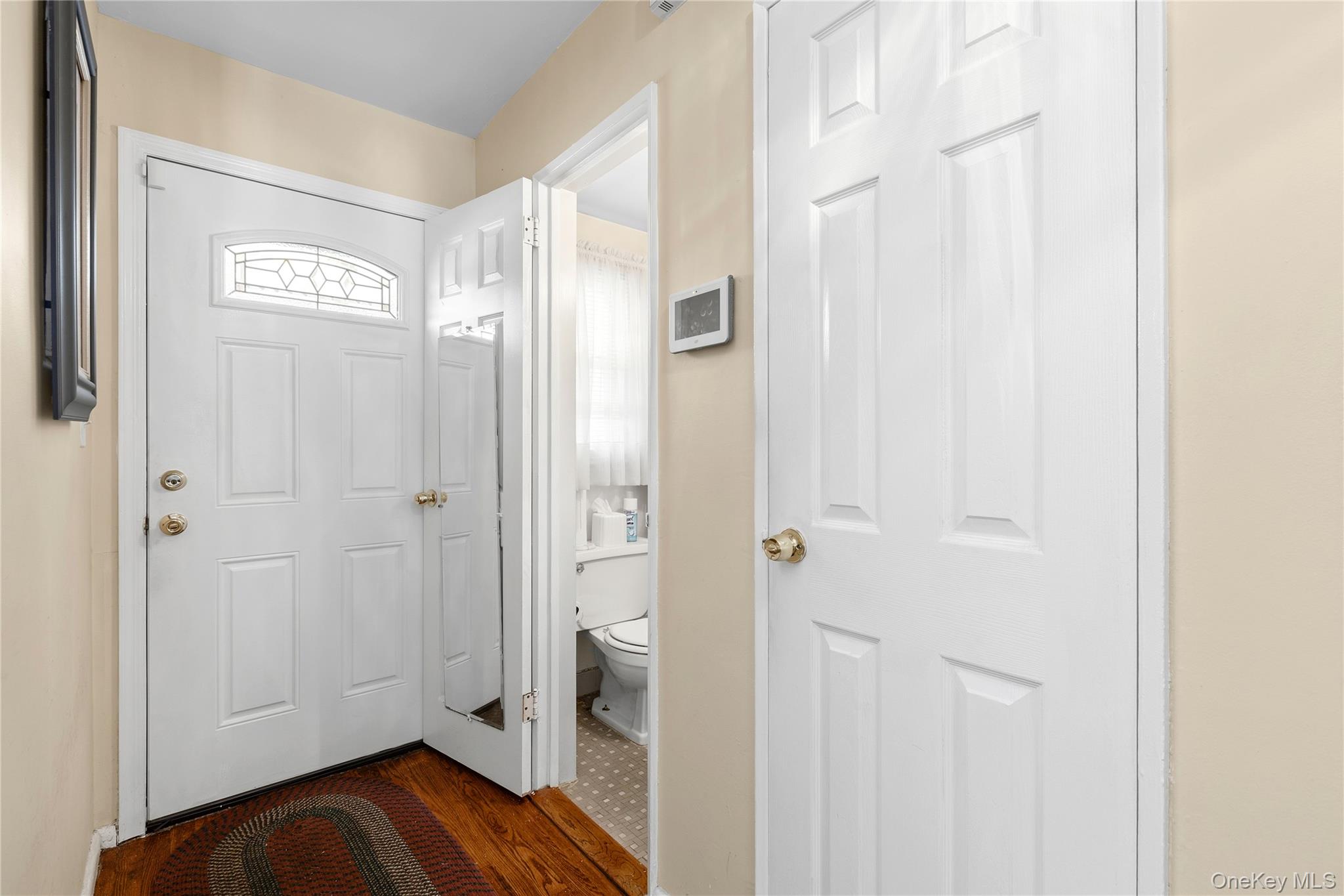 65 N Fulton Avenue Property Photo 8