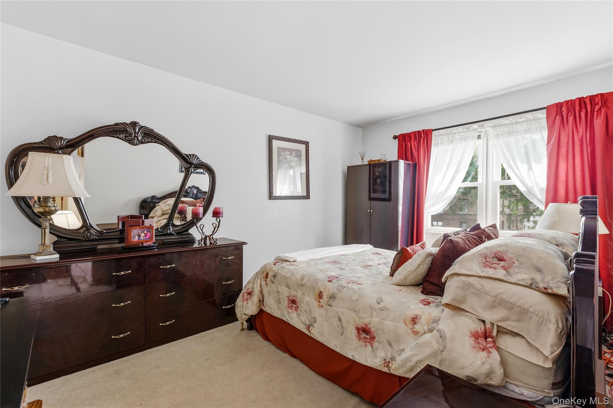 65 N Fulton Avenue Property Photo 14