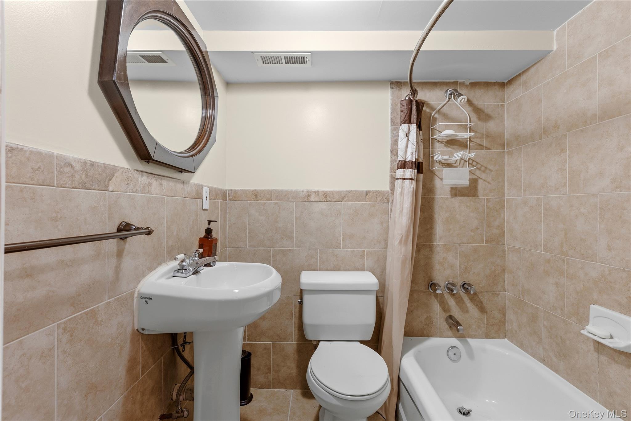 65 N Fulton Avenue Property Photo 18