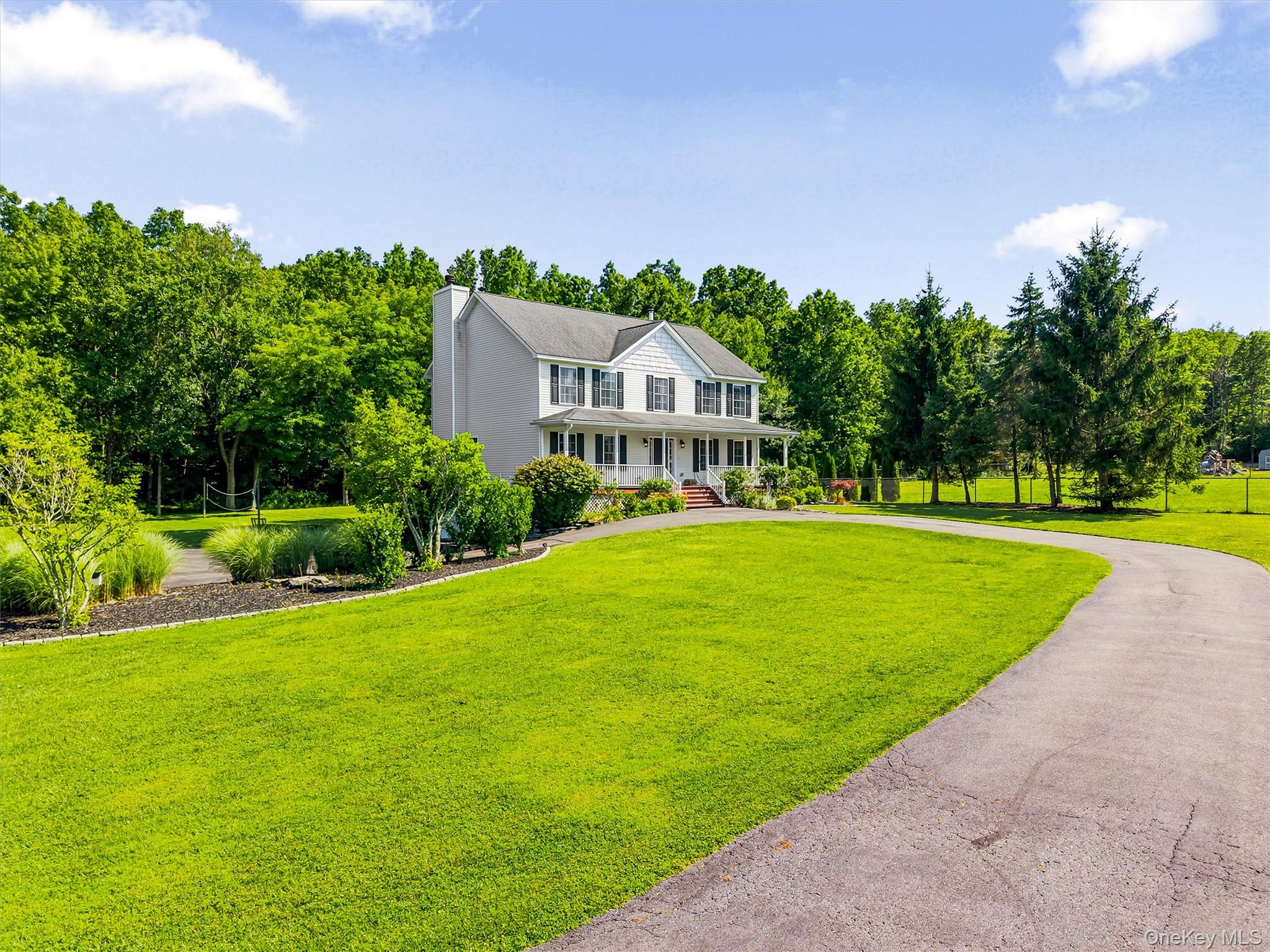 604 Ridgebury Road Property Photo 1