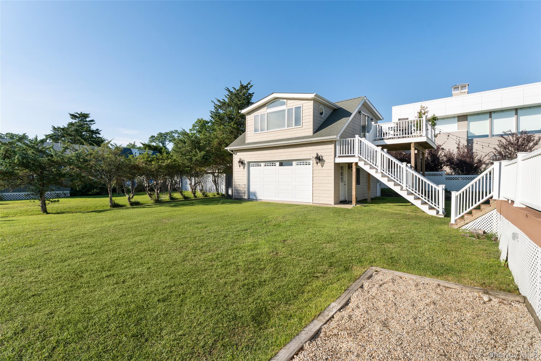 18 Beach Property Photo 18
