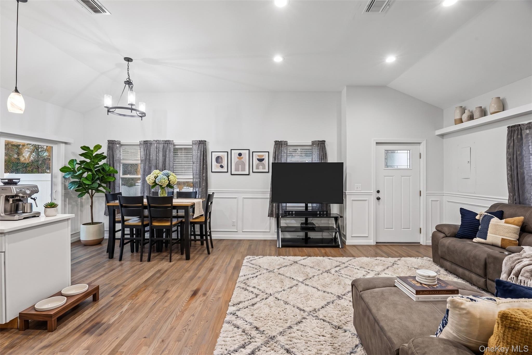20 Cedar Road Property Photo 6