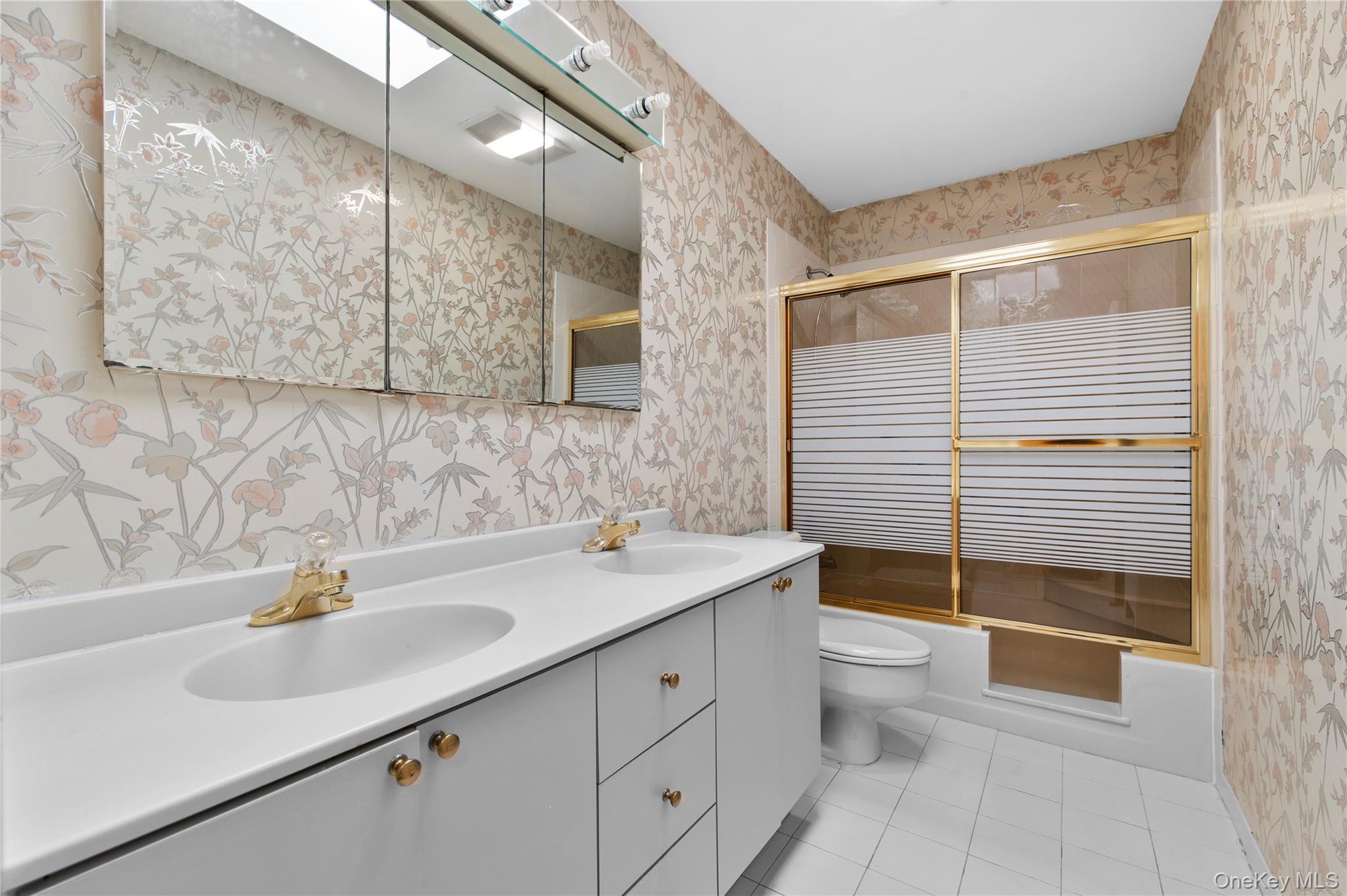 3951 Bernice Road Property Photo 13