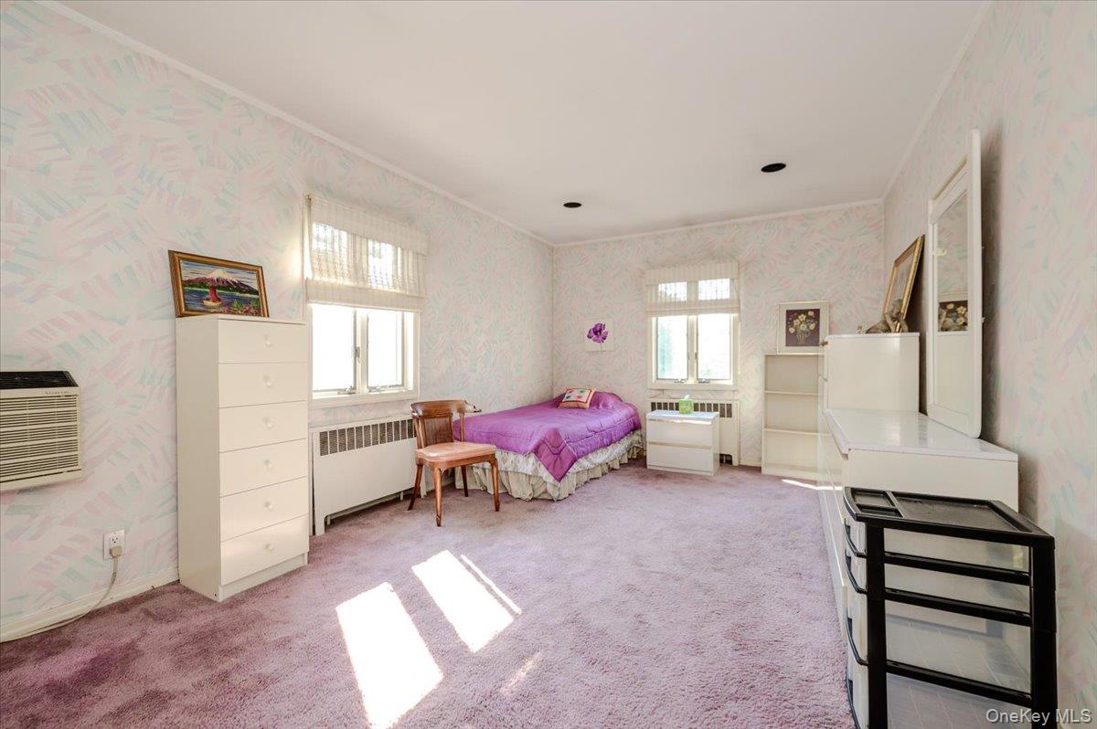 1080 Roselle Place Property Photo 16
