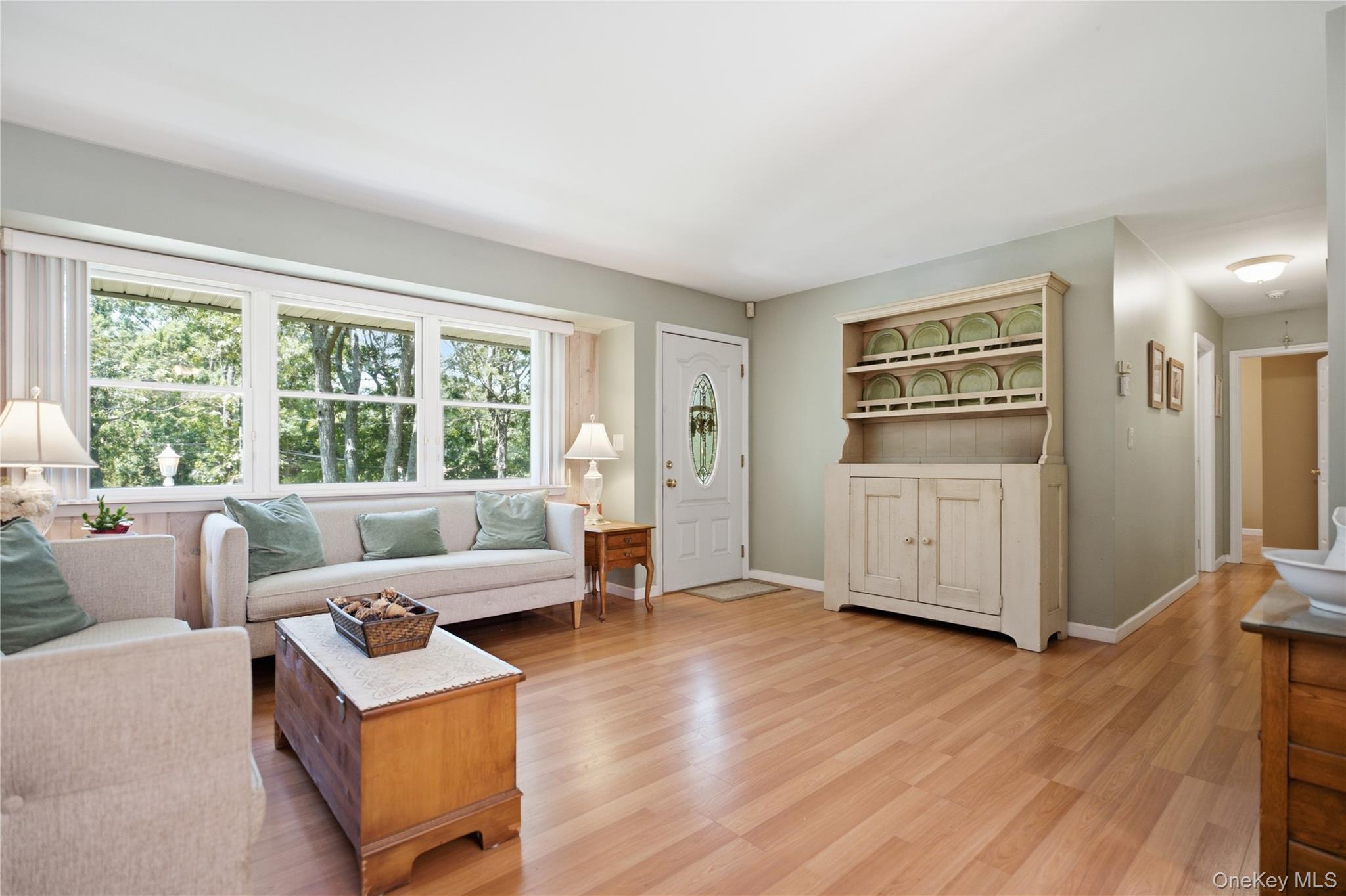 5 Columbine Avenue Property Photo 4