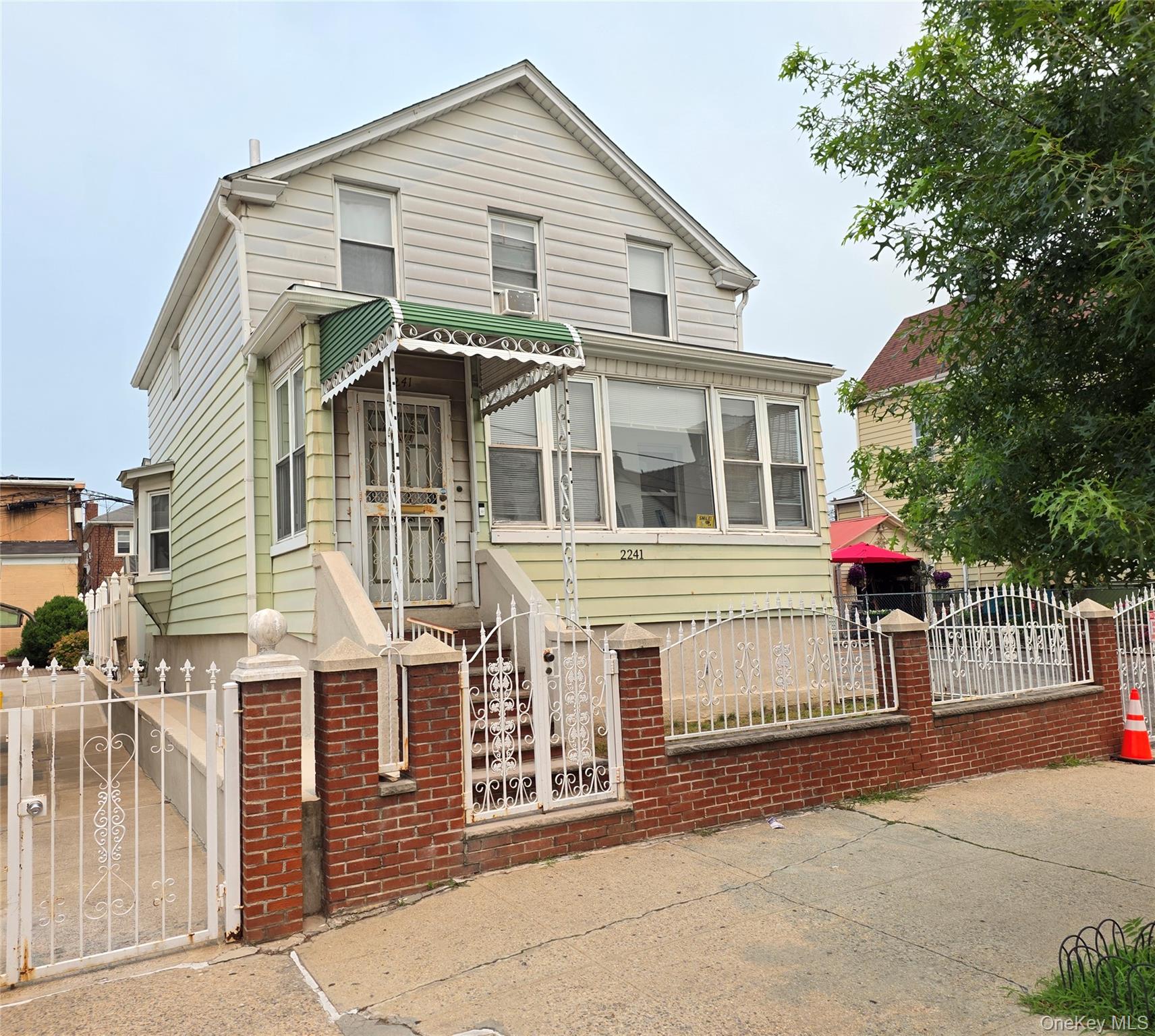 2241 Haviland Avenue Property Photo 2