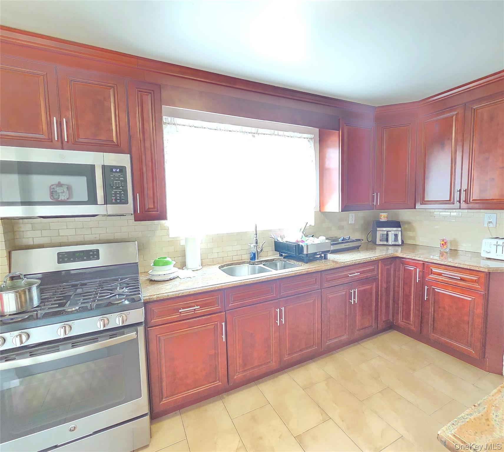 2241 Haviland Avenue Property Photo 10