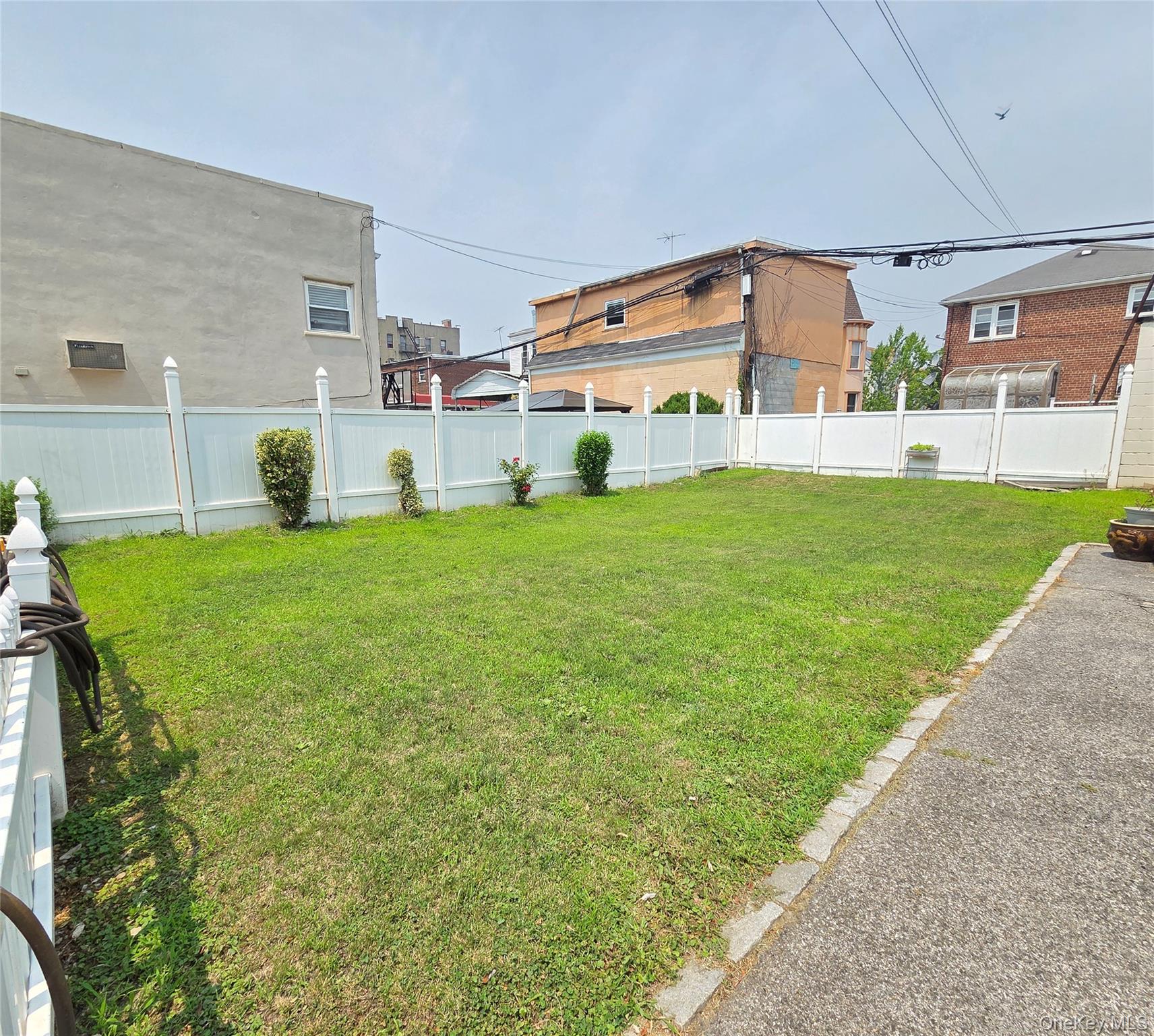 2241 Haviland Avenue Property Photo 22
