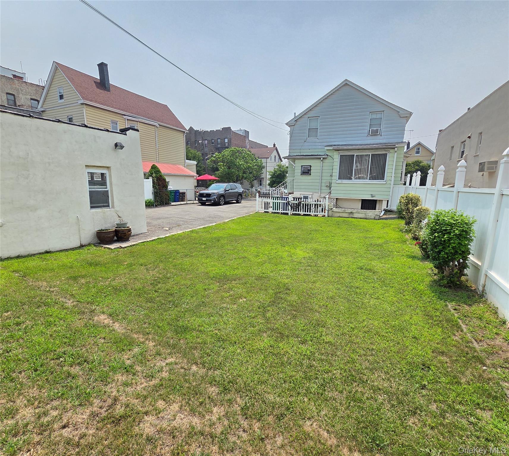 2241 Haviland Avenue Property Photo 23