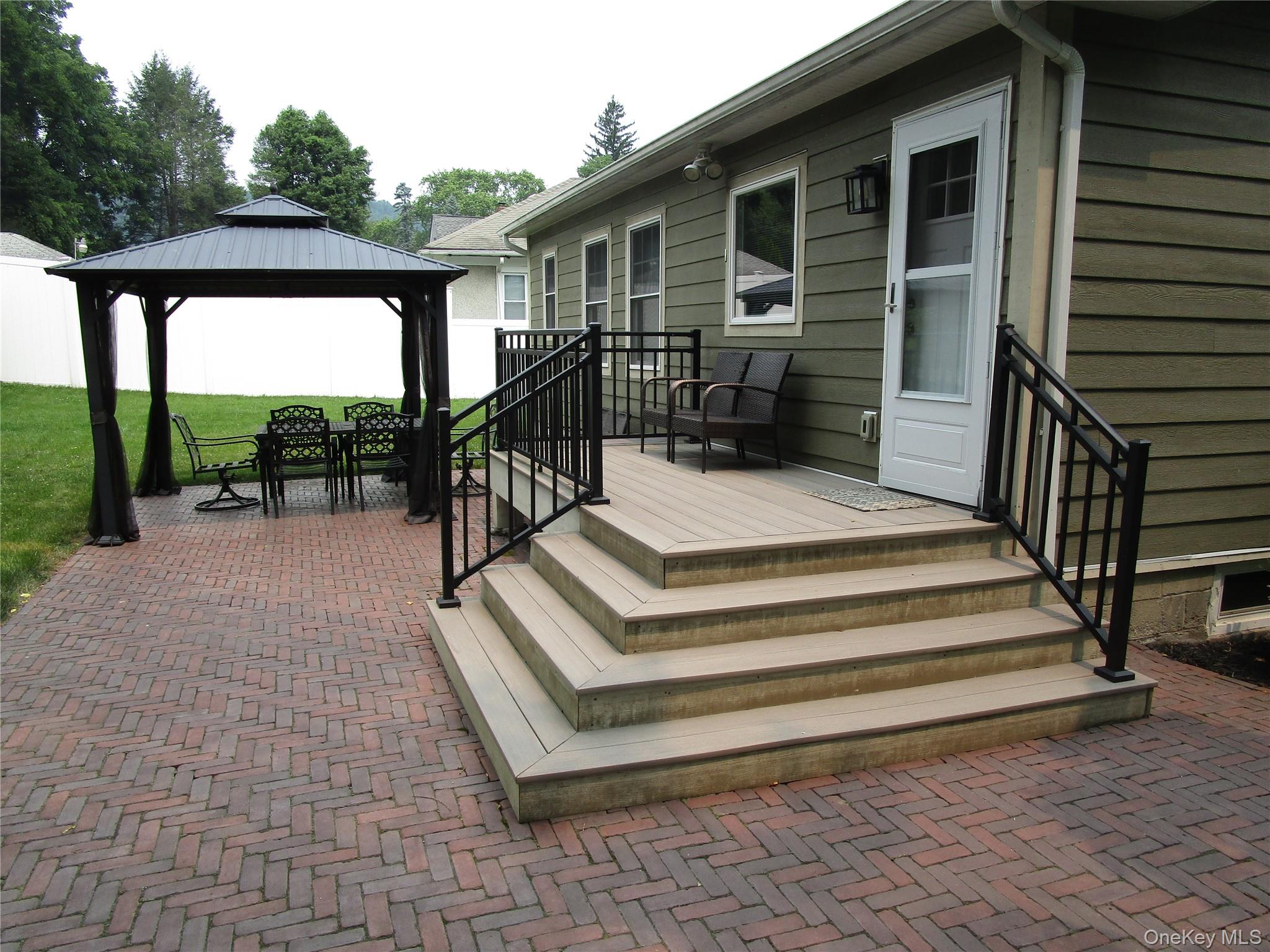 9 Gallows Hill Road Property Photo 6