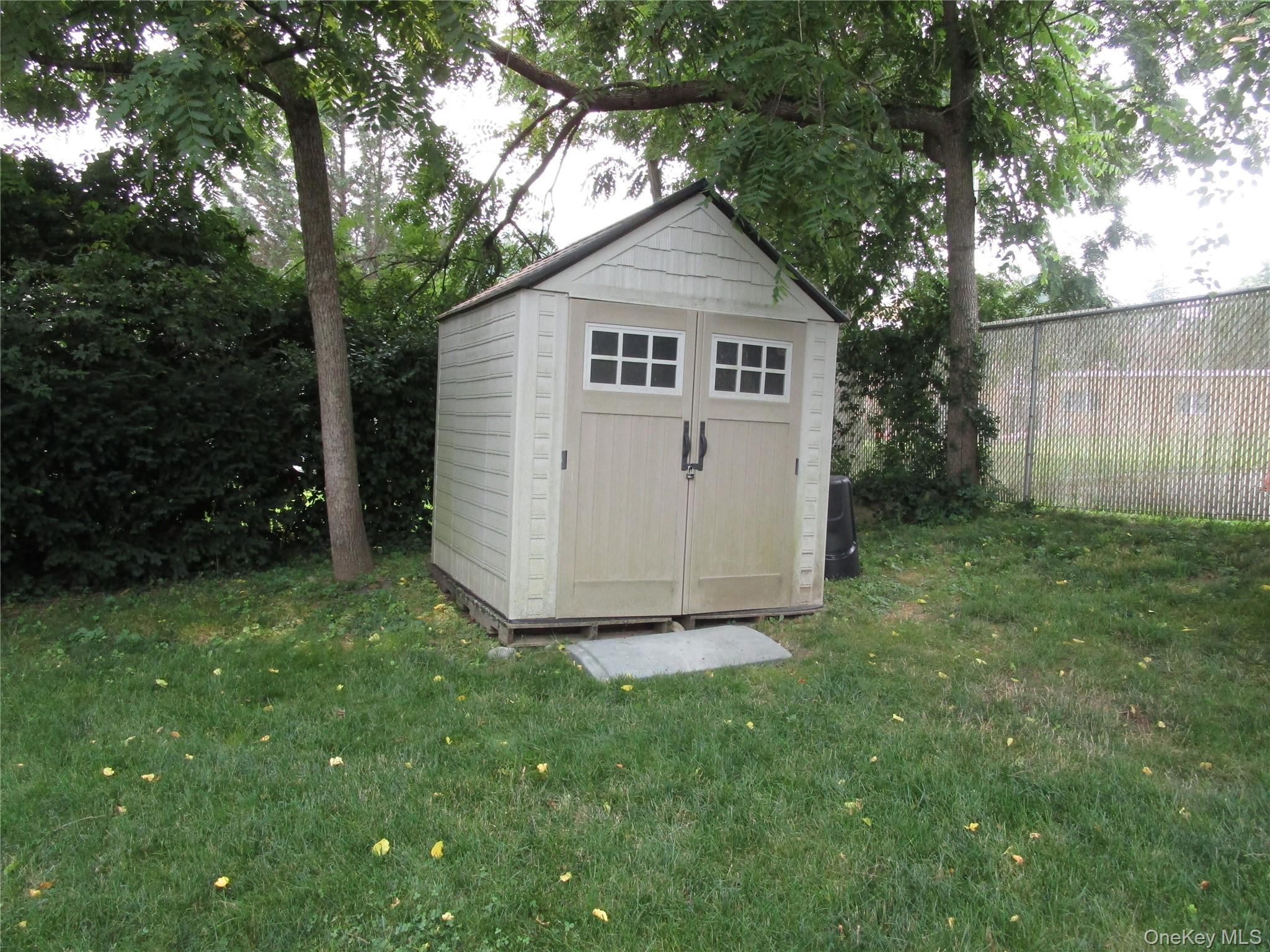 9 Gallows Hill Road Property Photo 7