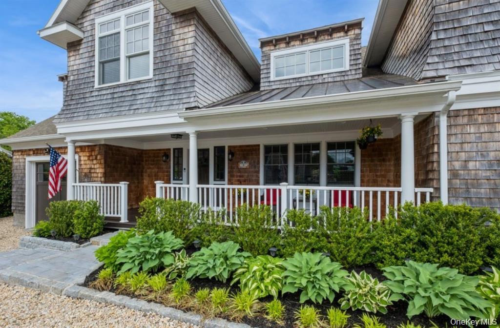 8 Hilltop Drive Property Photo 2