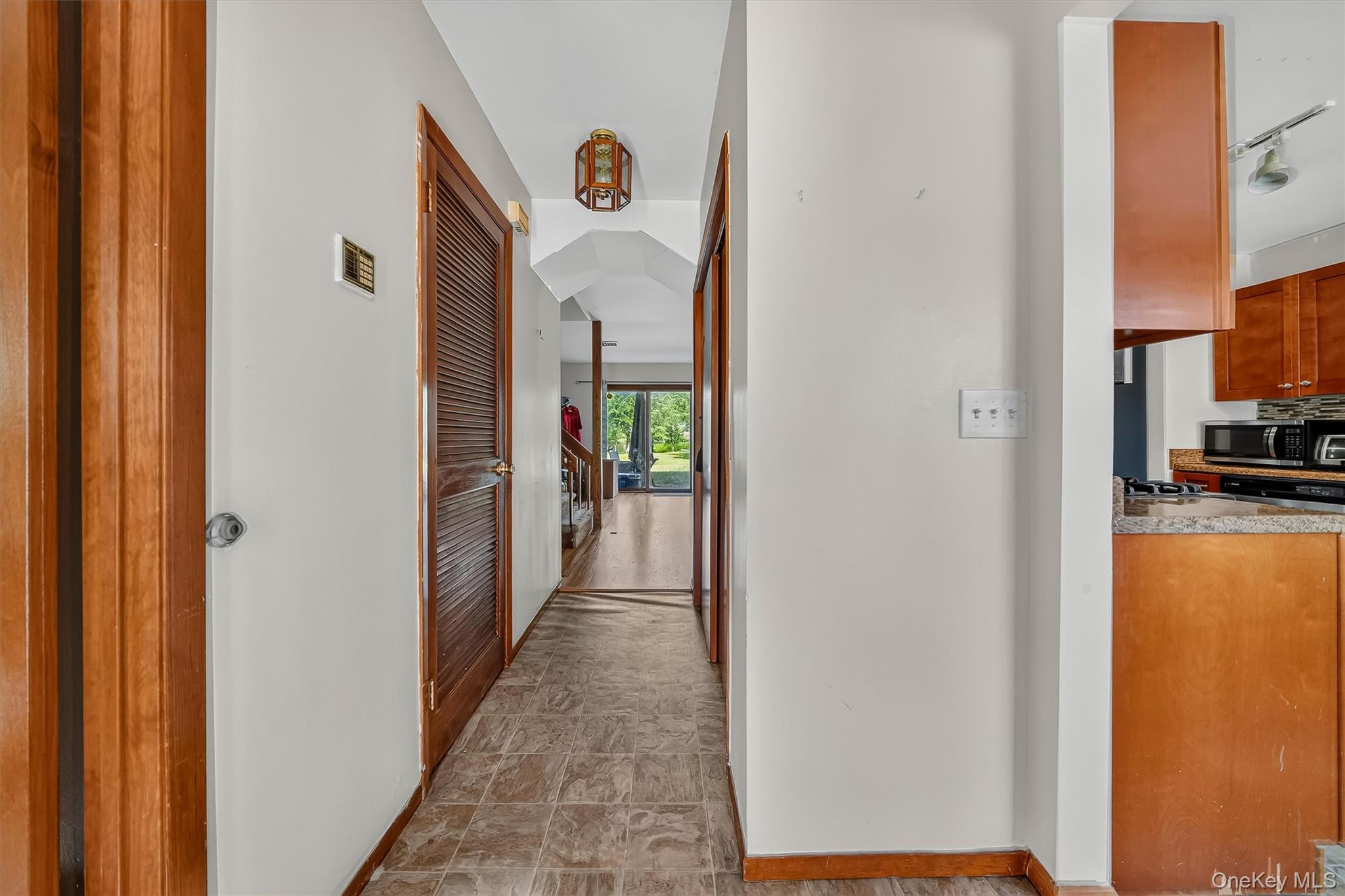 154 Eagleton Drive Property Photo 8