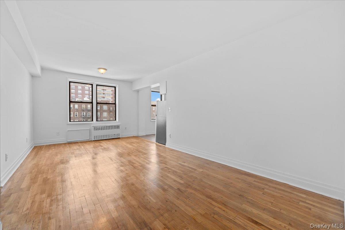 1725 Edison Avenue 5d Property Photo 7