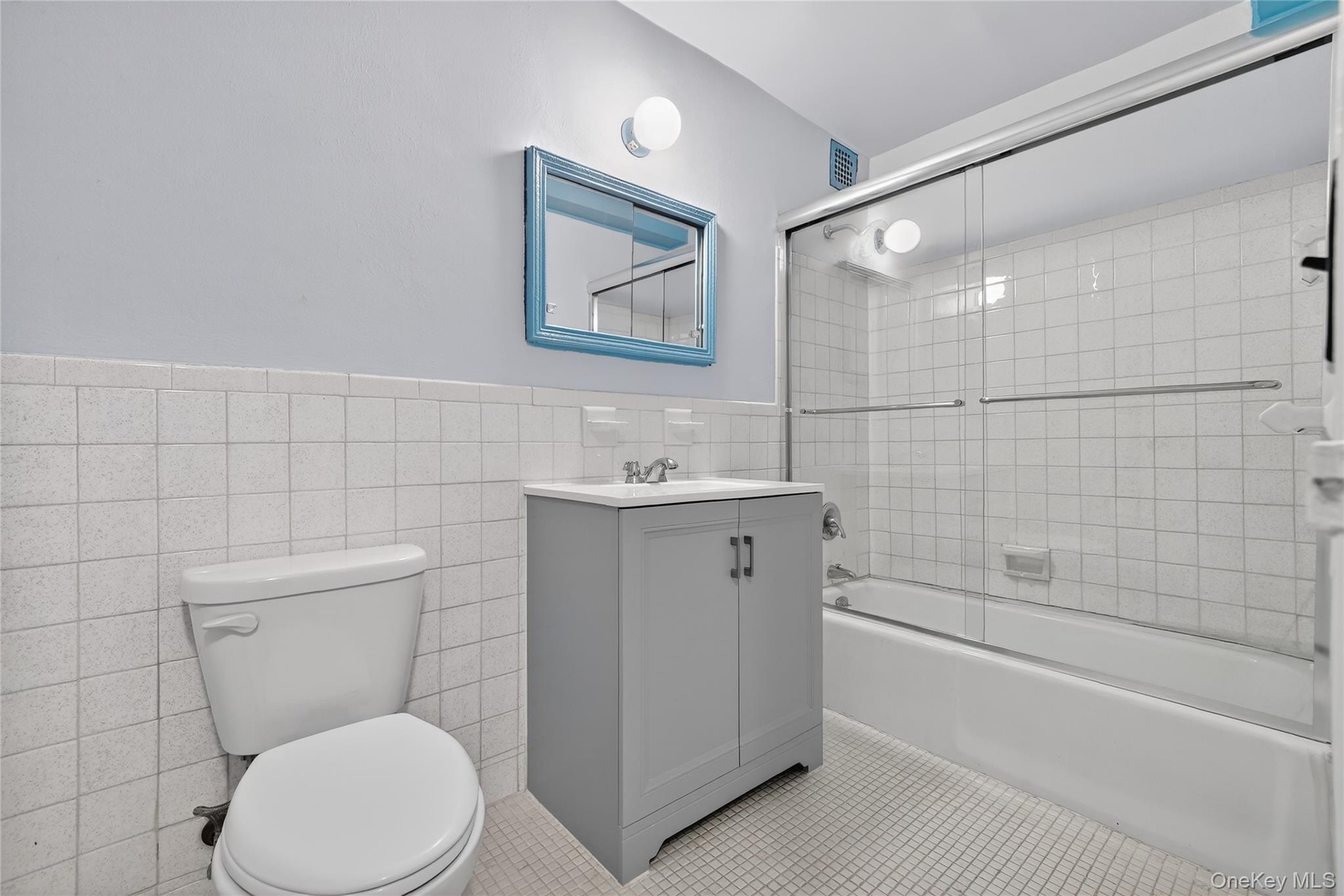 25 Franklin Avenue 2k Property Photo 8