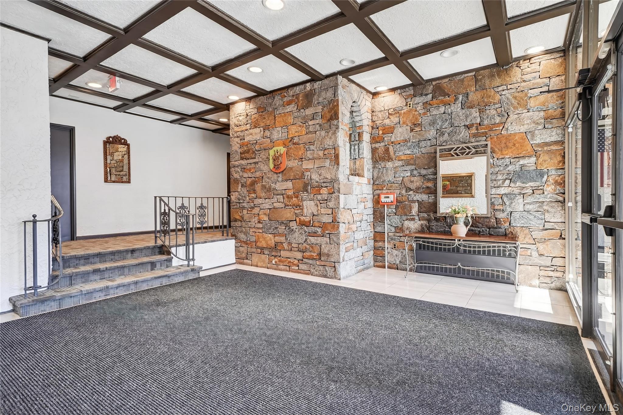 25 Franklin Avenue 2k Property Photo 15