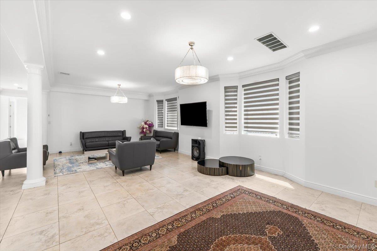 11a Forest Lane Property Photo 7