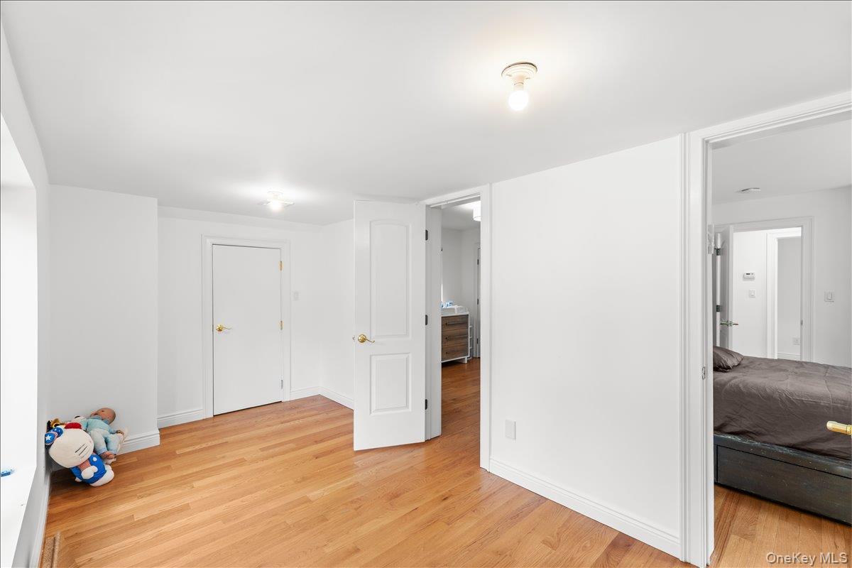 11a Forest Lane Property Photo 35