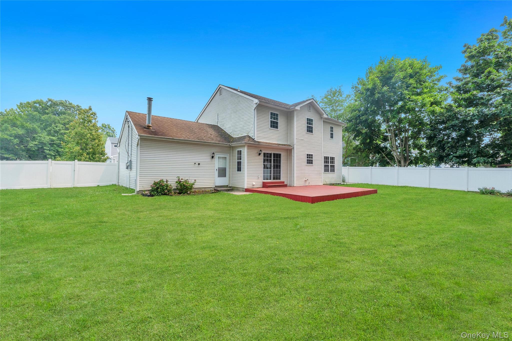 1470 Claas Avenue Property Photo 9