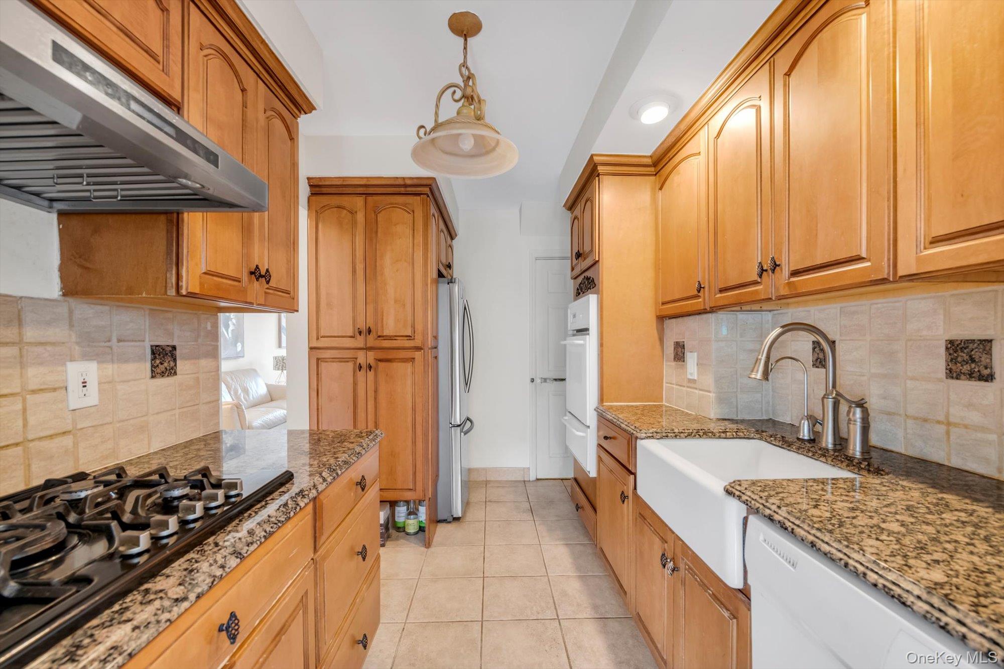 15150 11th Avenue Property Photo 5