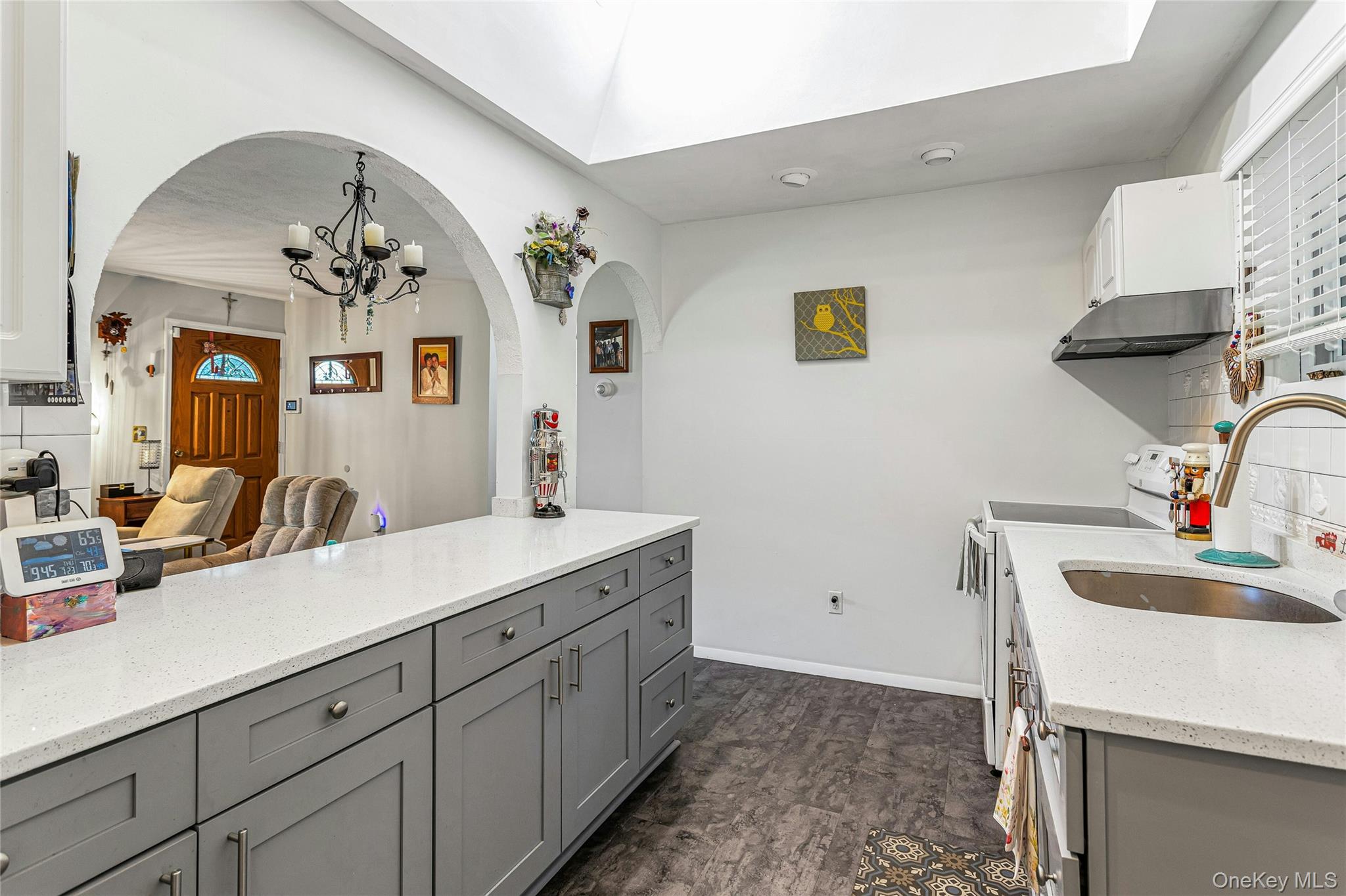 577 Wood Road Property Photo 10