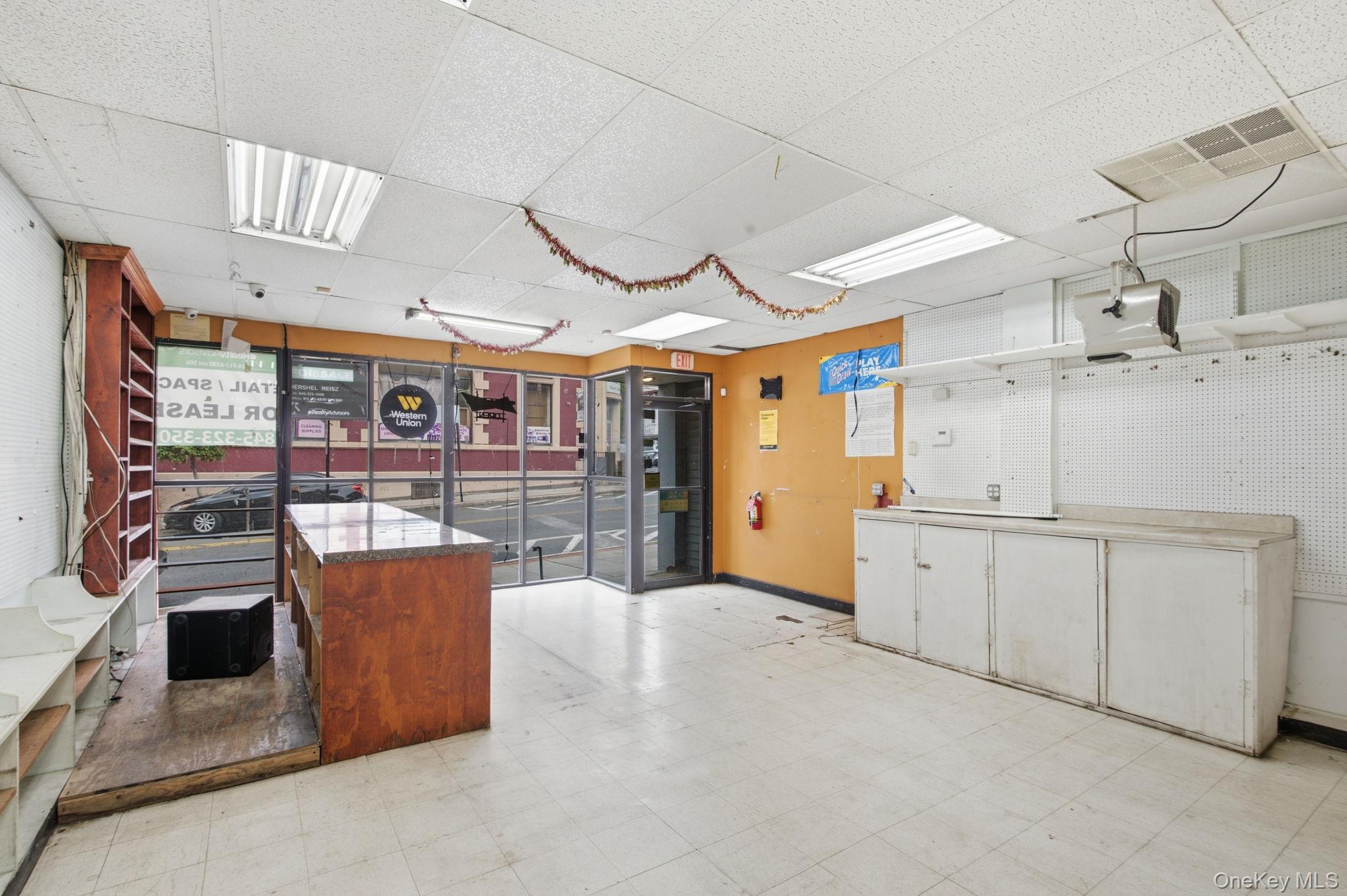 7 New Main Street Property Photo 3