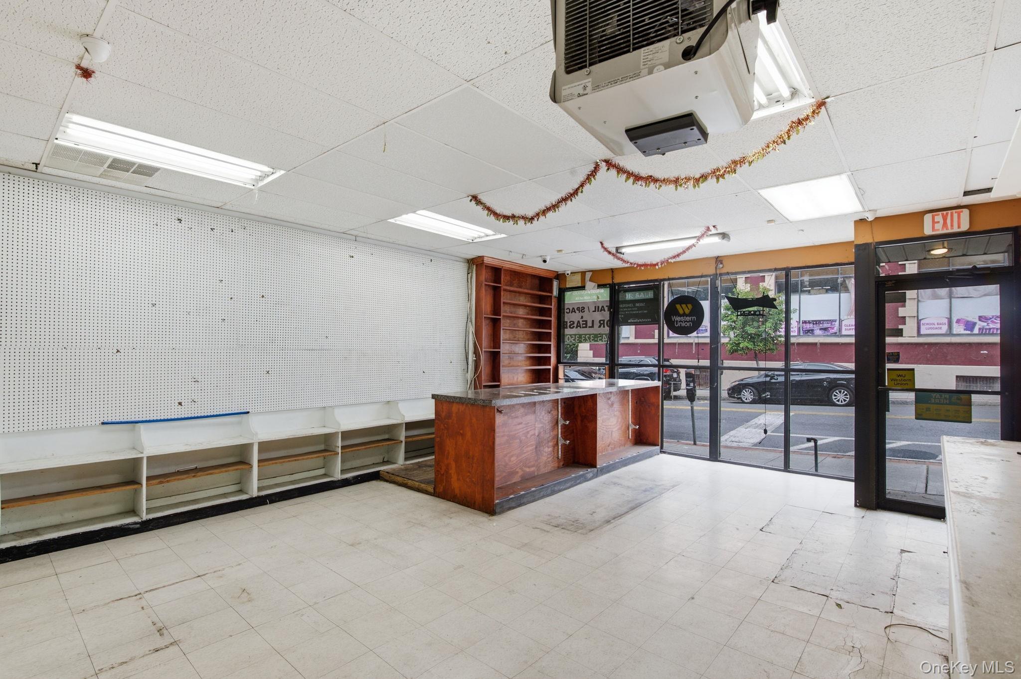 7 New Main Street Property Photo 4