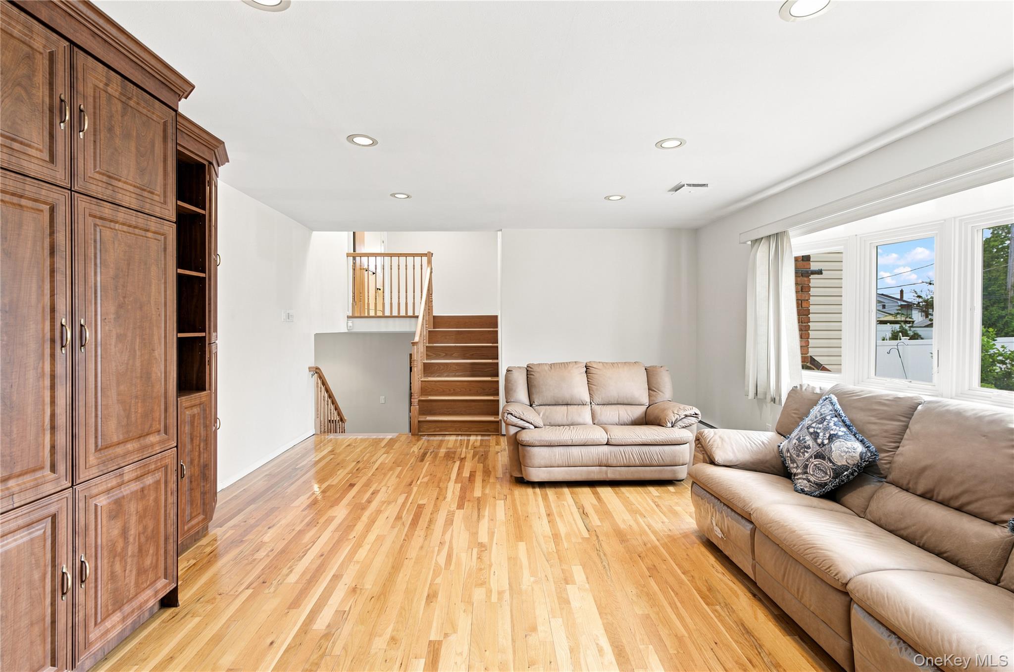 6 Navy Drive Property Photo 9