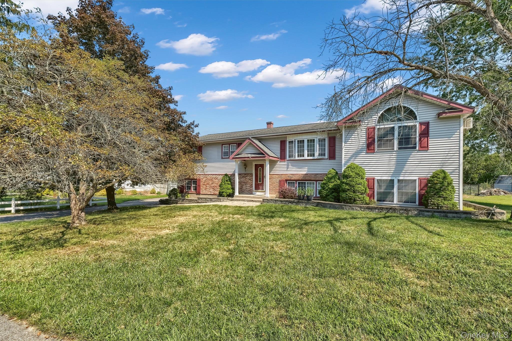 7 Briarwood Avenue Property Photo 4