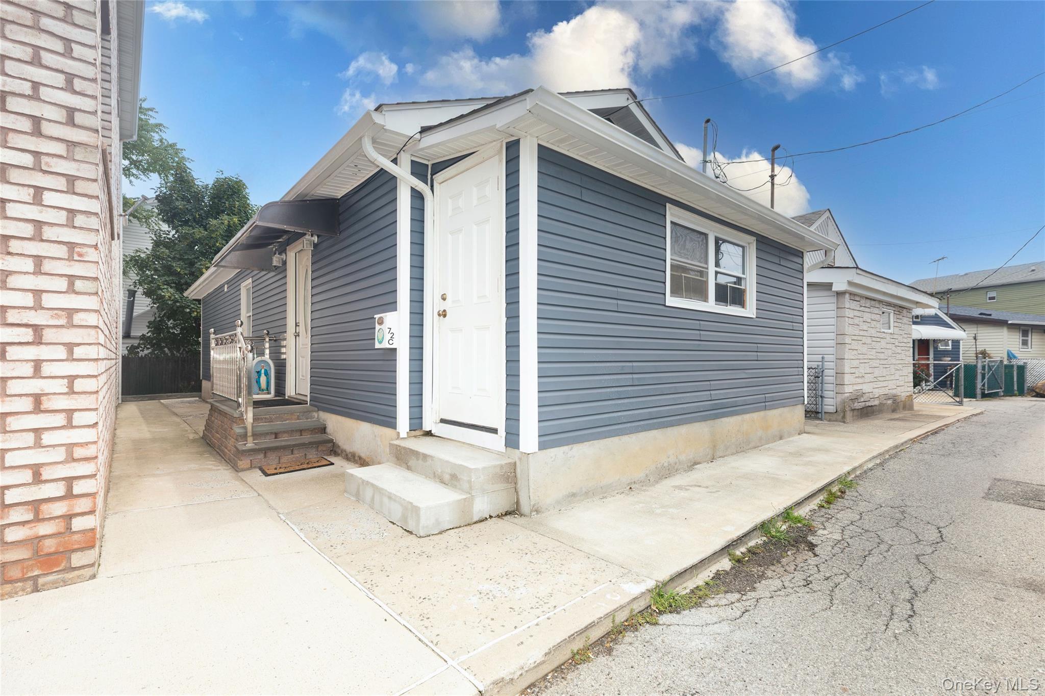 72 Edgewater Park Drive 72c Property Photo 32