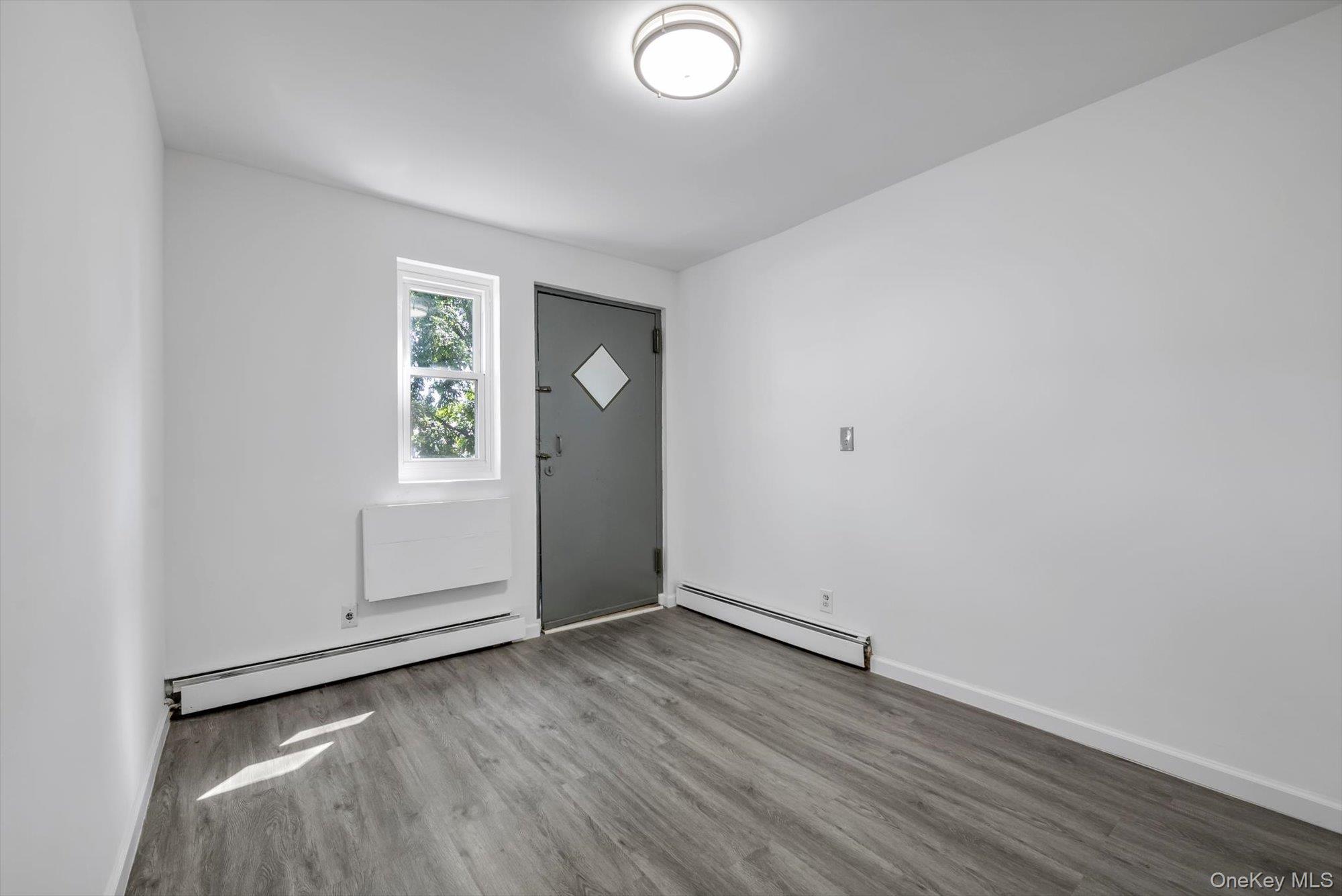5337 97th Street Property Photo 3