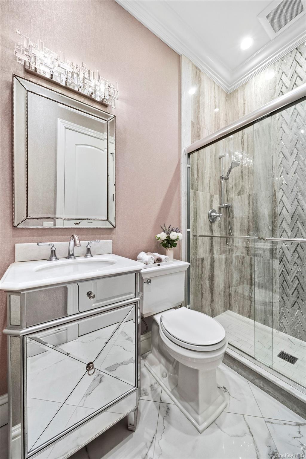 18 Boulevard Property Photo 19