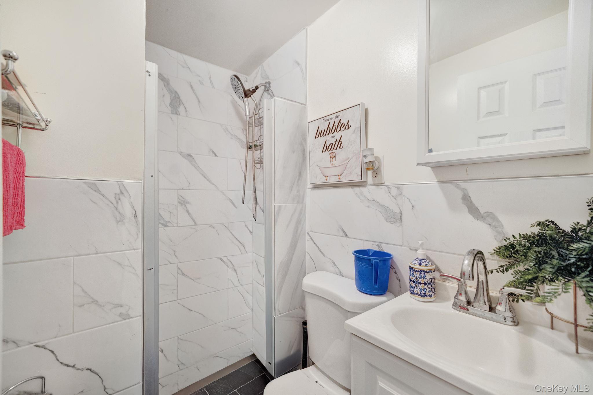 1029 Wheeler Avenue Property Photo 8