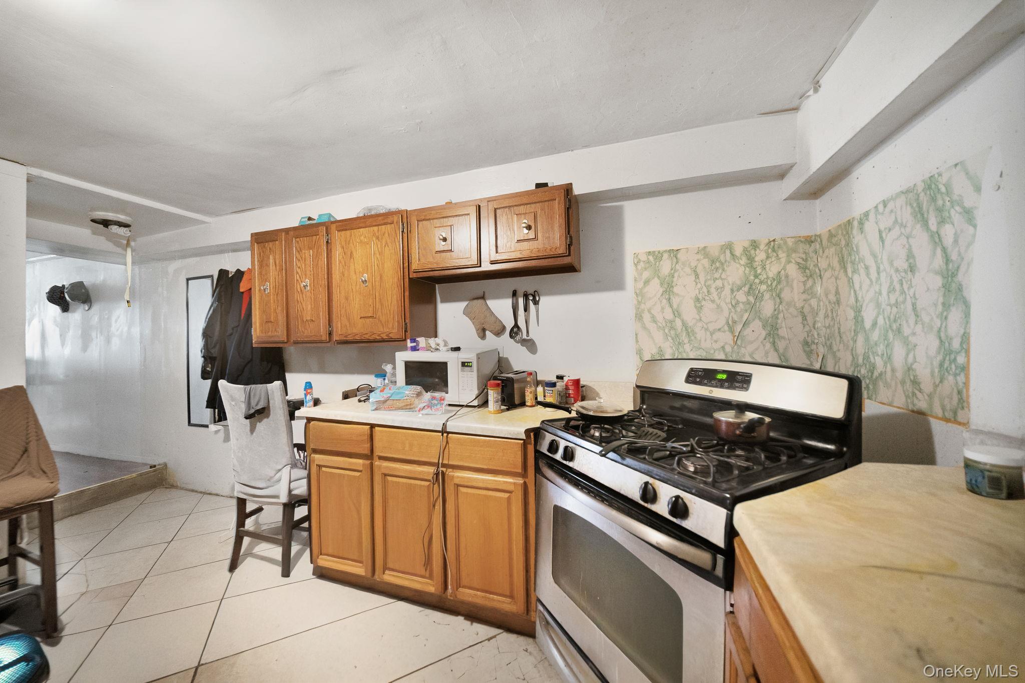 1029 Wheeler Avenue Property Photo 18