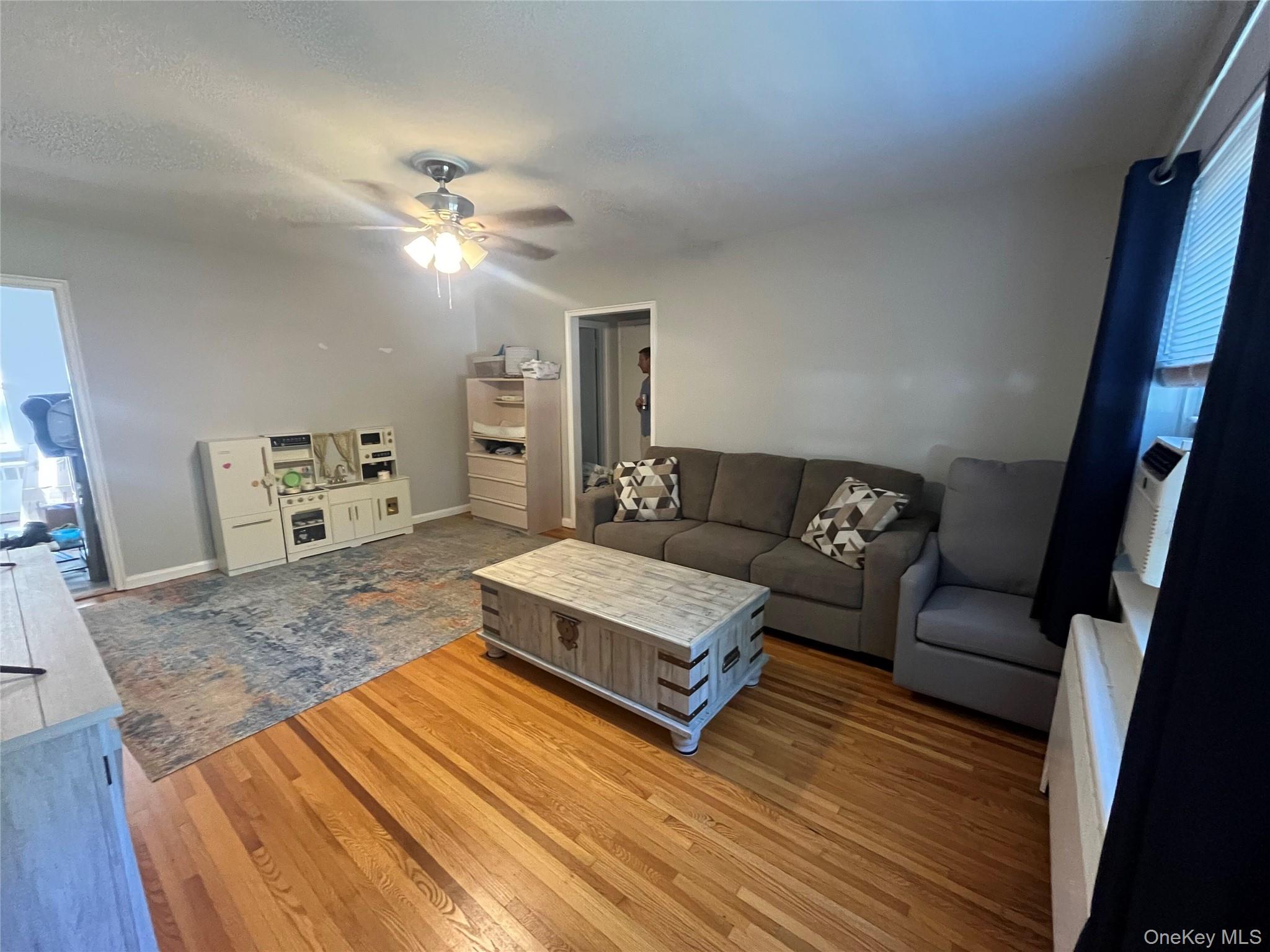 460 Tuckahoe Road 6a Property Photo 2
