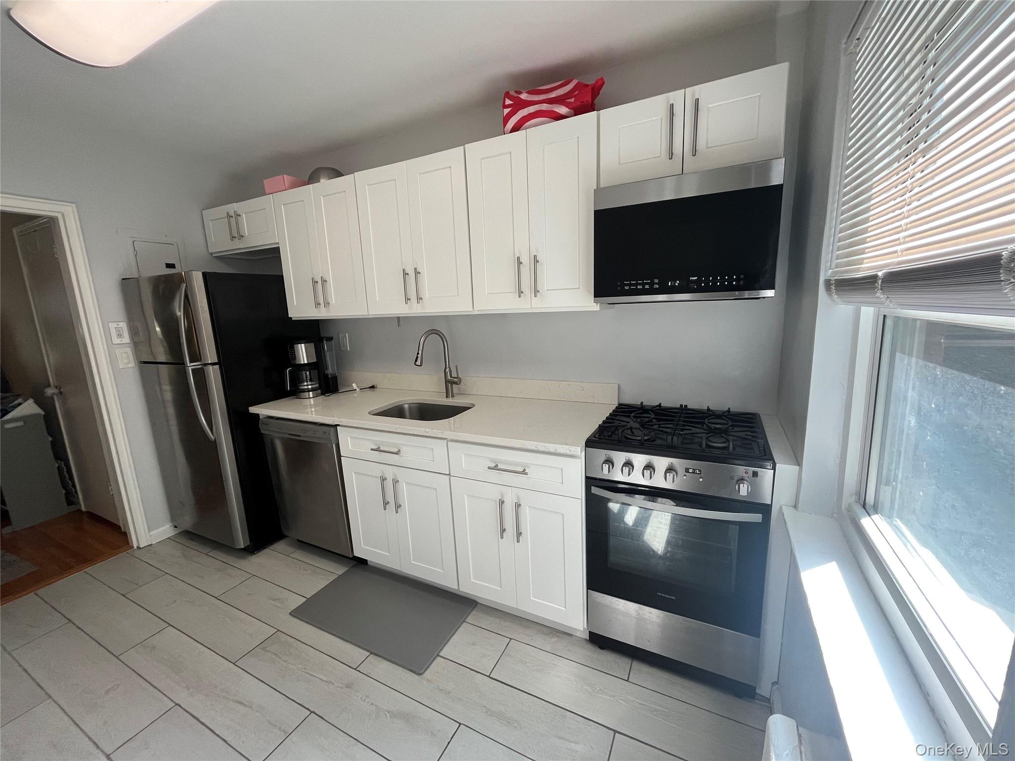 460 Tuckahoe Road 6a Property Photo 6