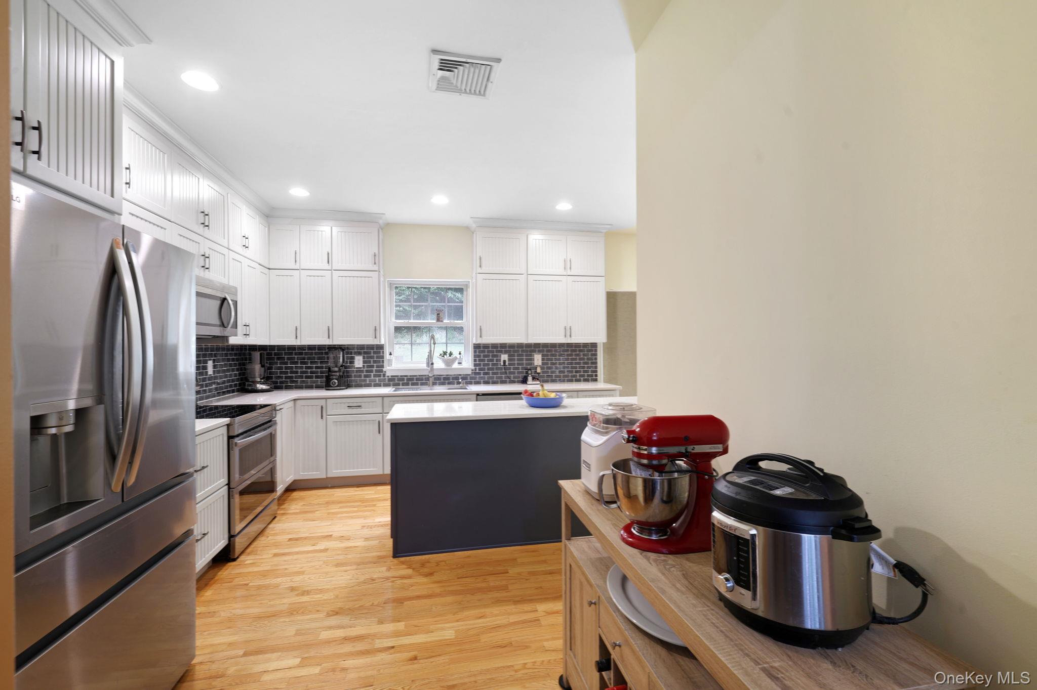 320 White Bridge Road Property Photo 14