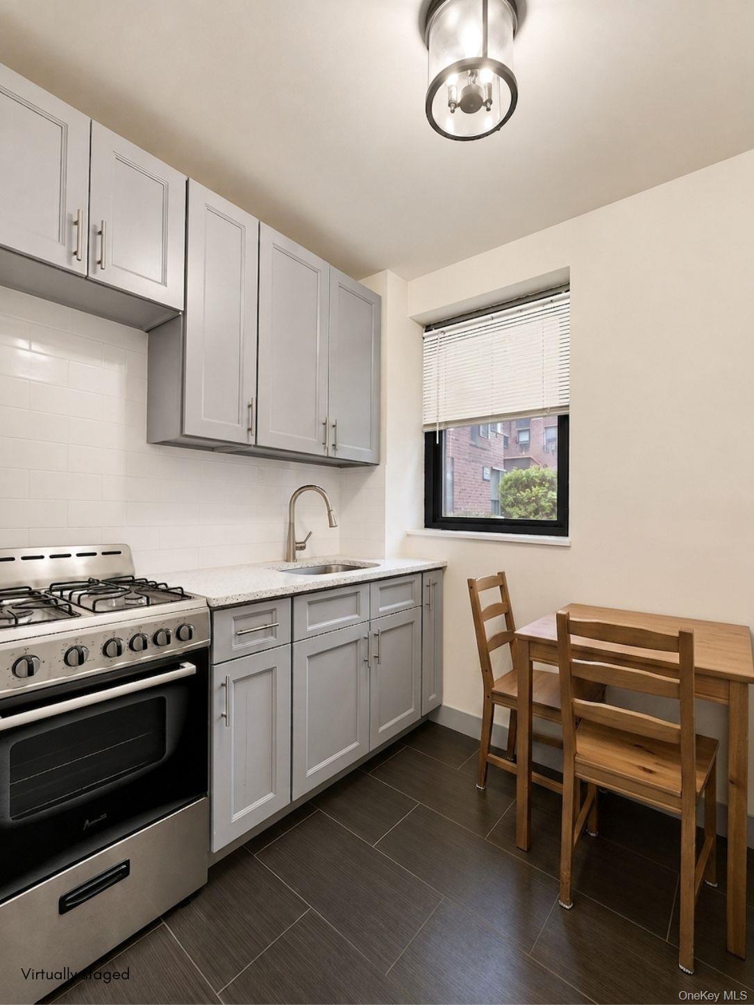78-10 34th Avenue 1h Property Photo 3