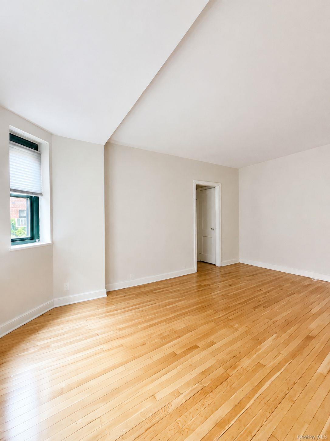 78-10 34th Avenue 1h Property Photo 7
