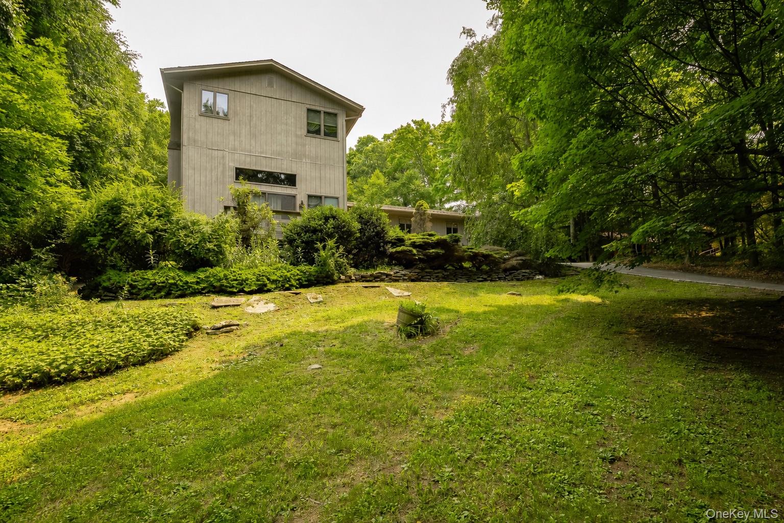 185 White Pond Road Property Photo 1